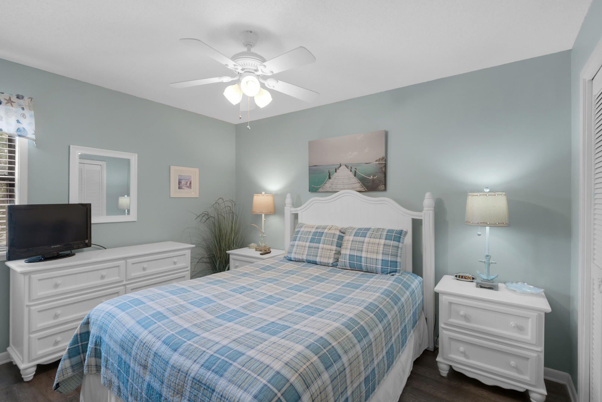 BEACHWOOD VILLAS CONDO - Residential