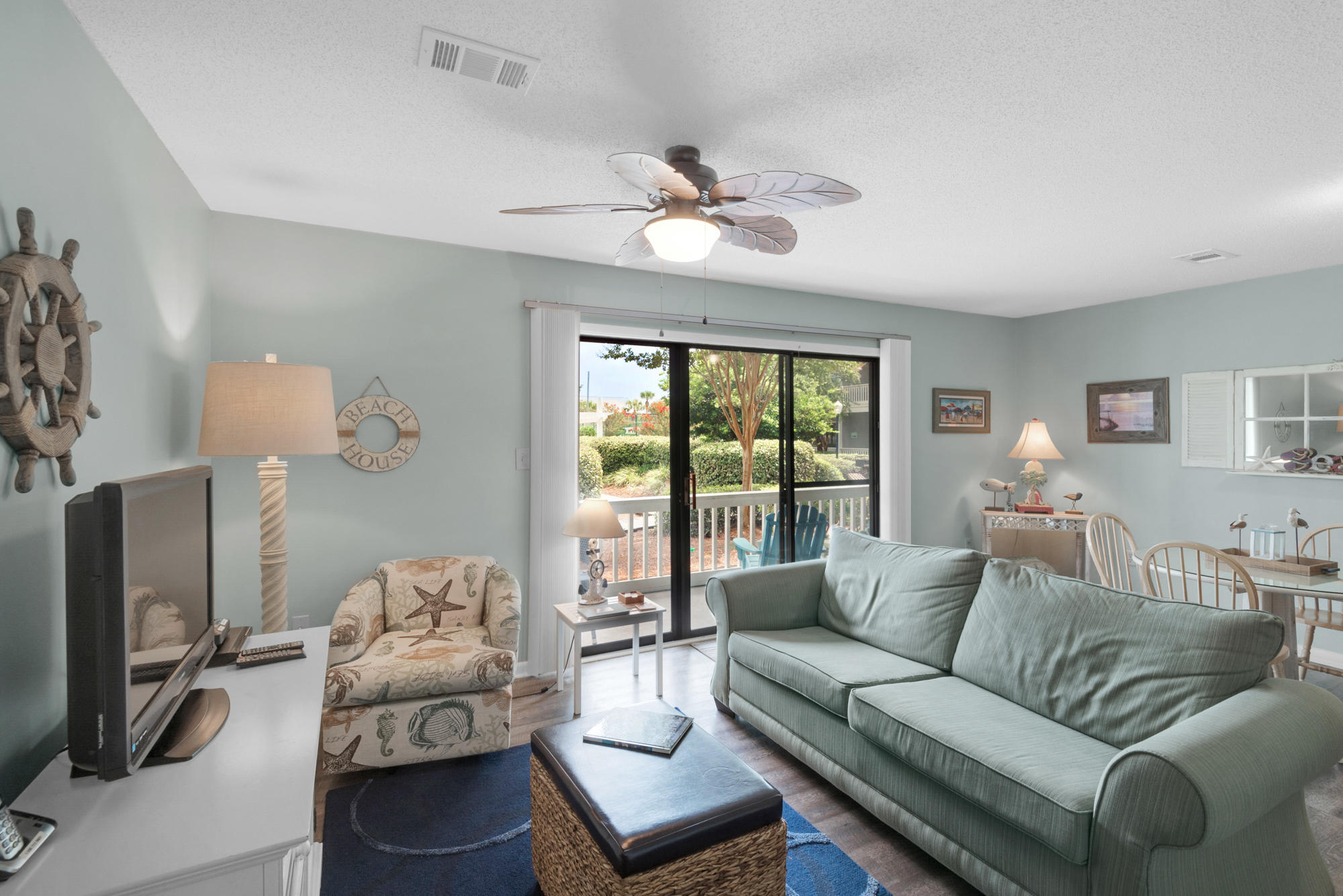 BEACHWOOD VILLAS CONDO - Residential