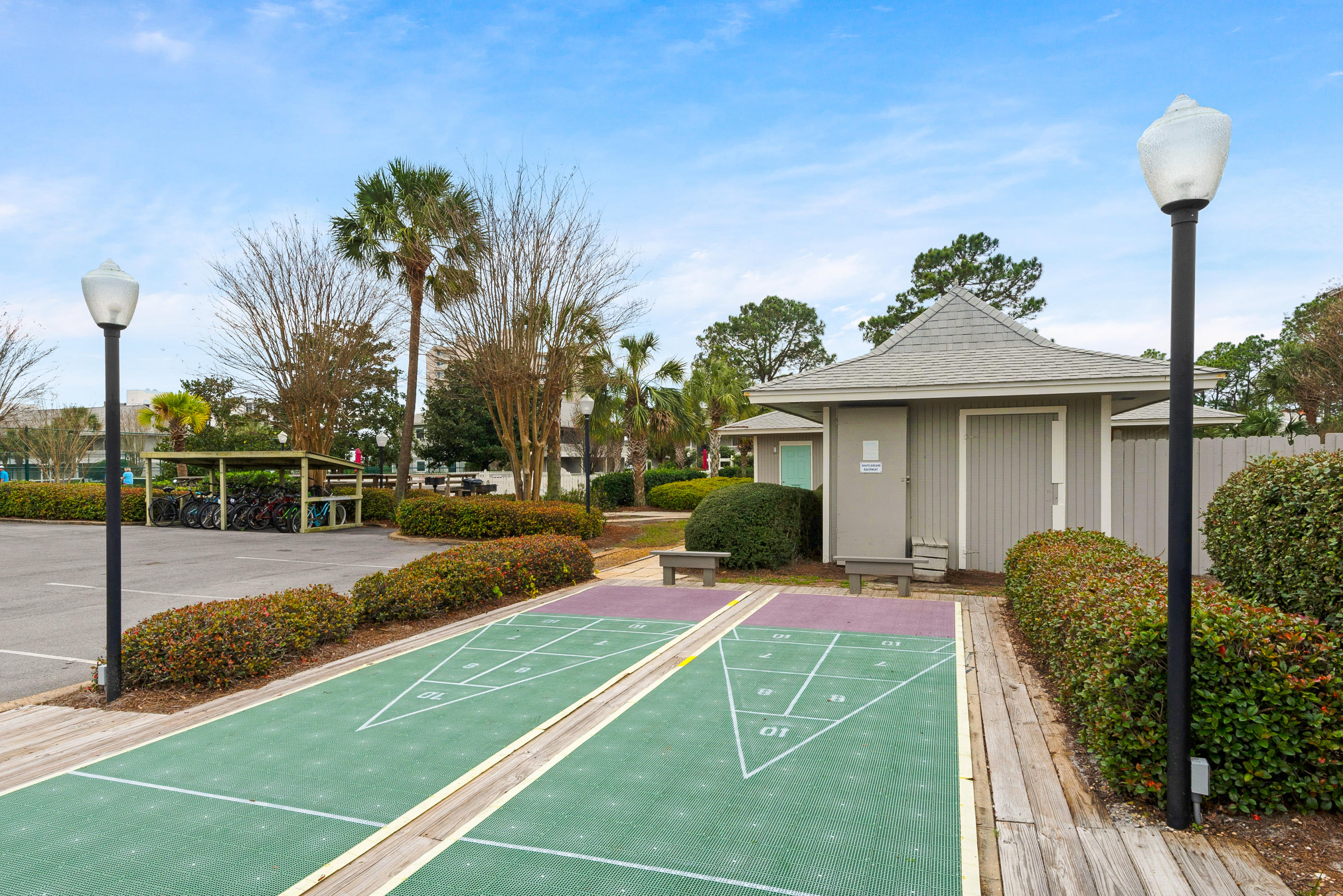 BEACHWOOD VILLAS CONDO - Residential