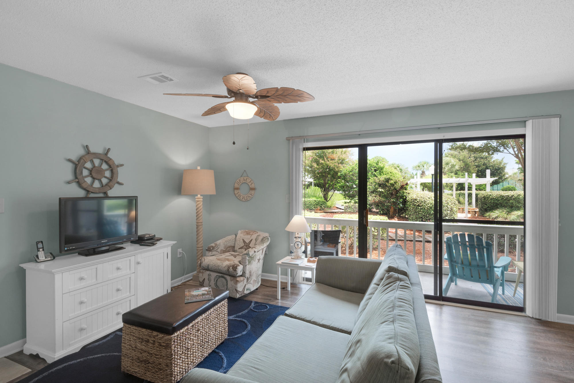 BEACHWOOD VILLAS CONDO - Residential