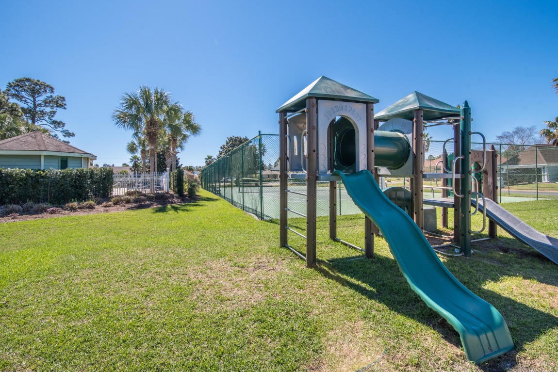 TREETOPS AT BAYSIDE - Residential