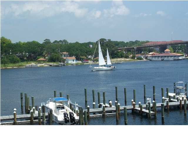 PALM COURT YACHT CLUB - Residential