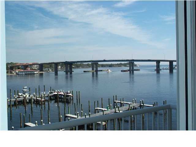 PALM COURT YACHT CLUB - Residential