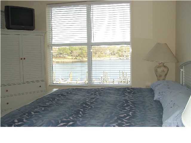 PALM COURT YACHT CLUB - Residential