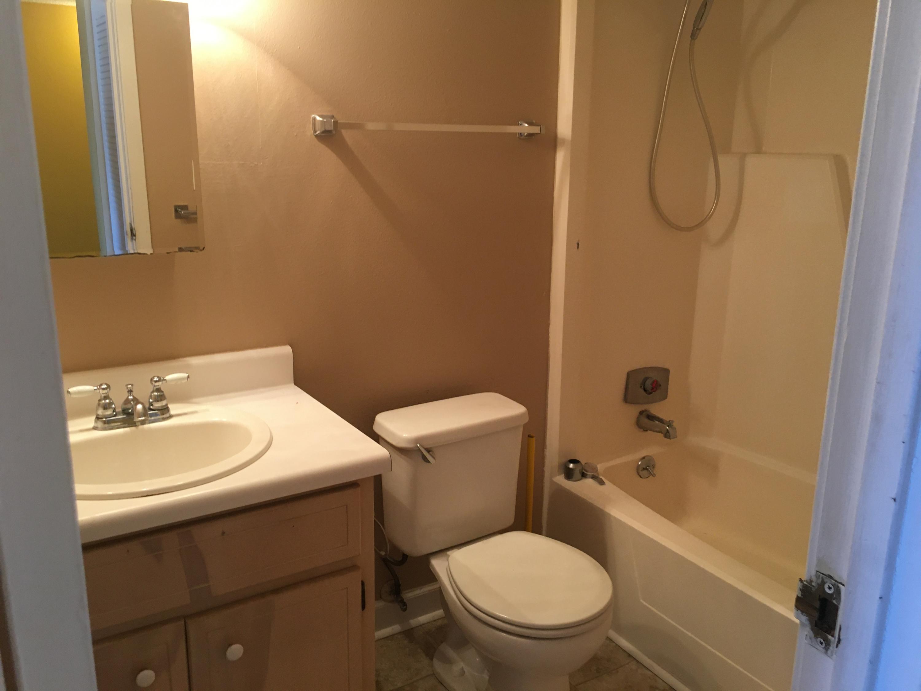 FINISTERRA CONDO - Residential