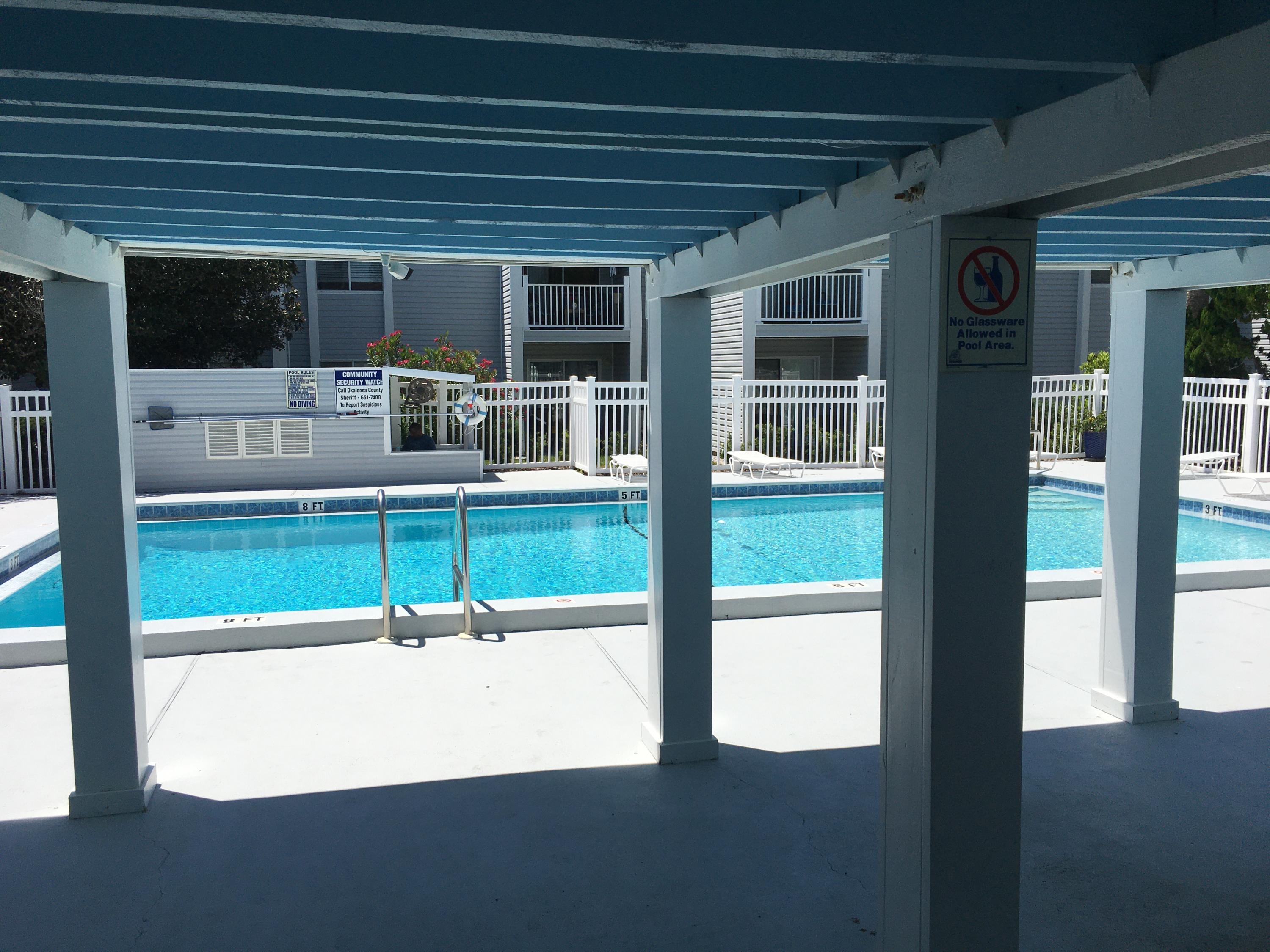 FINISTERRA CONDO - Residential