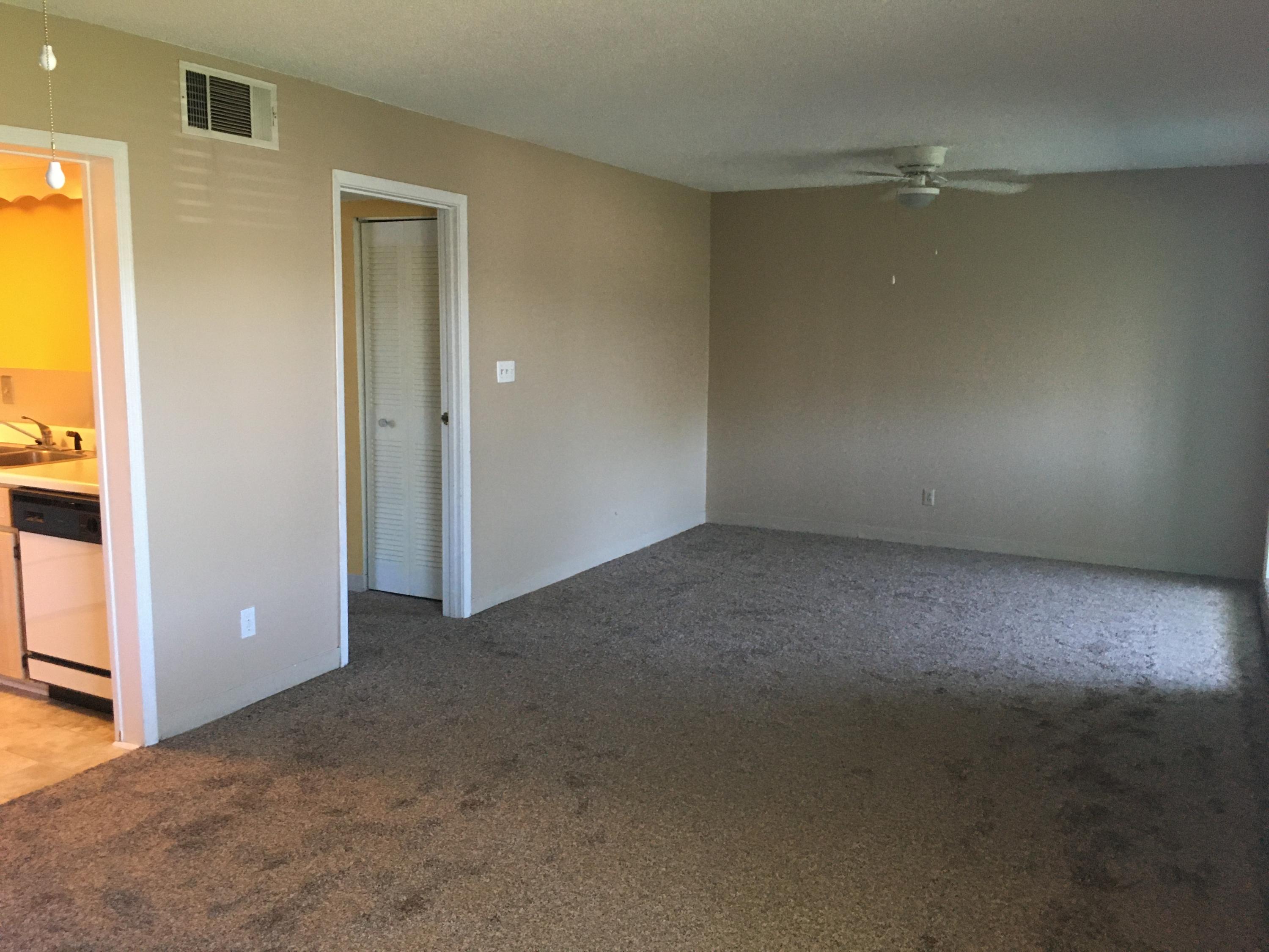 FINISTERRA CONDO - Residential