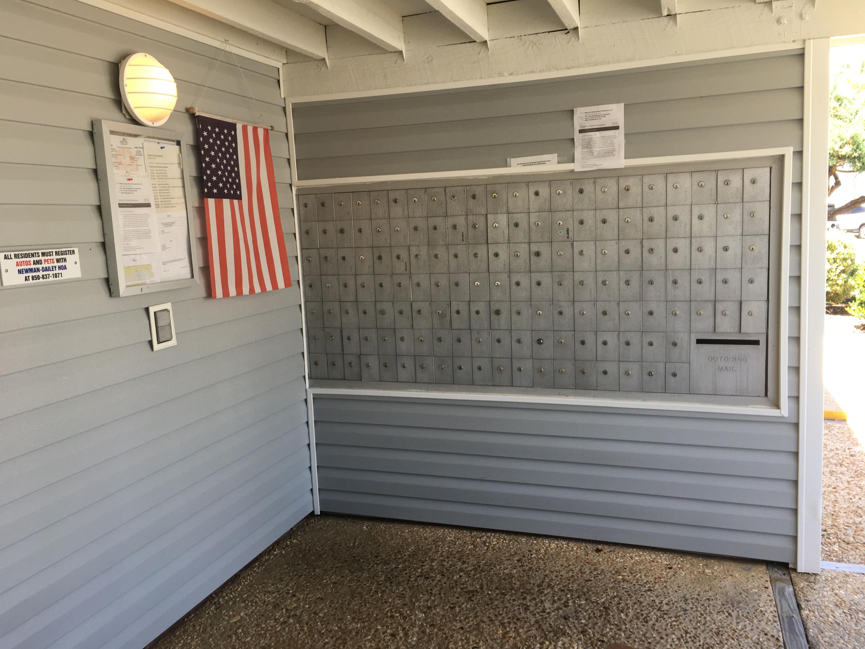 FINISTERRA CONDO - Residential