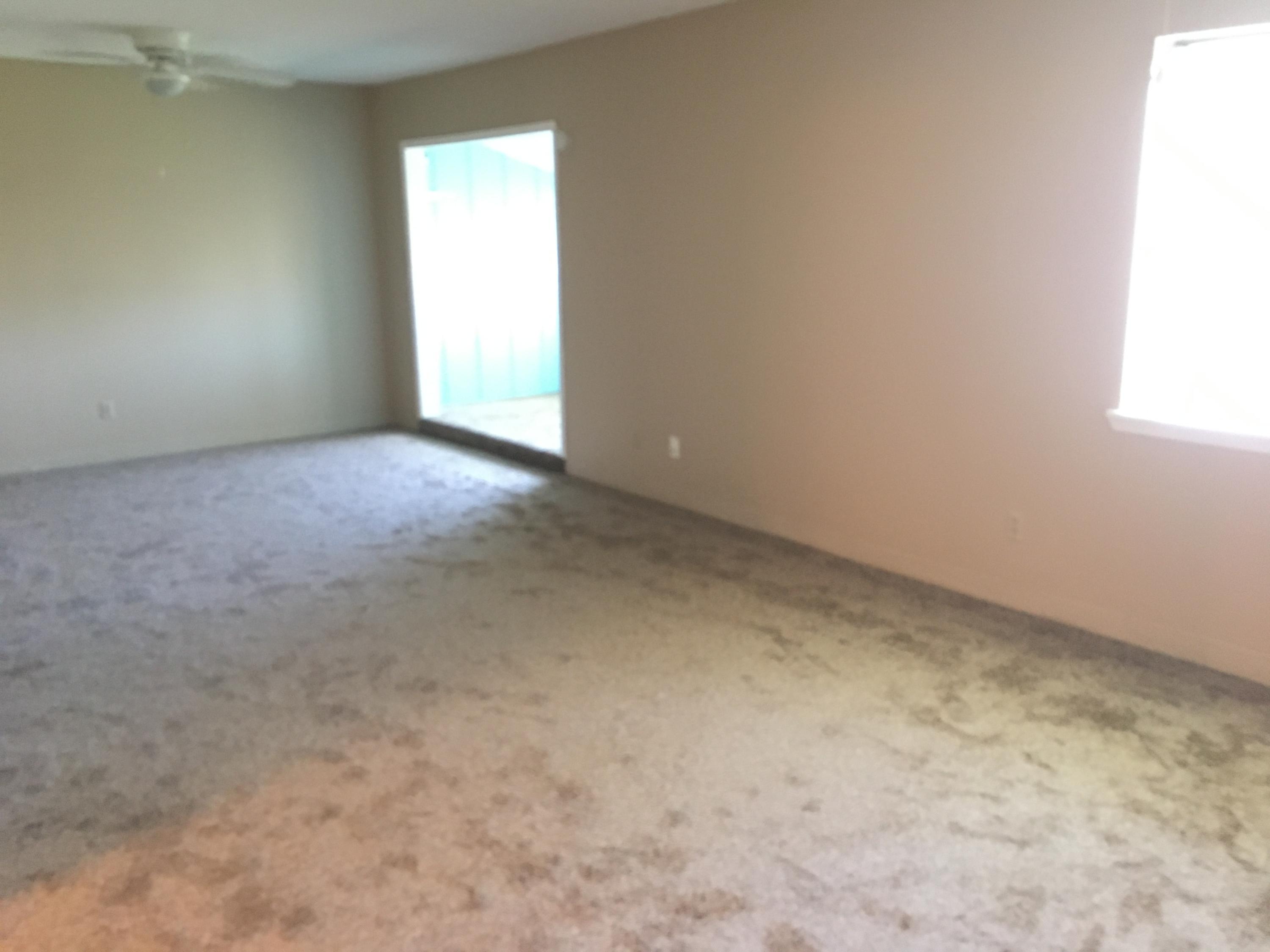 FINISTERRA CONDO - Residential