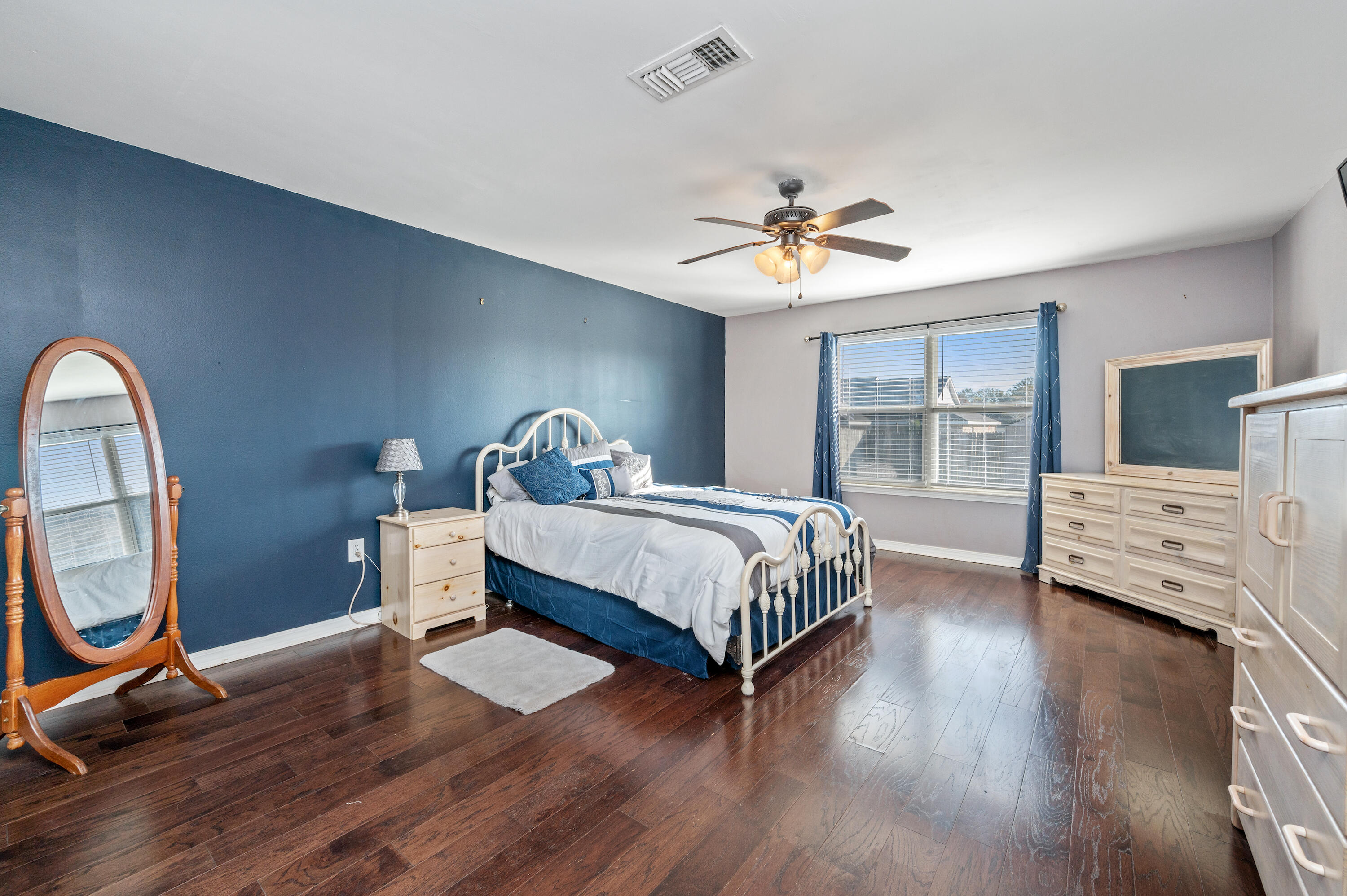 BROOKE ESTATES PH I - Residential