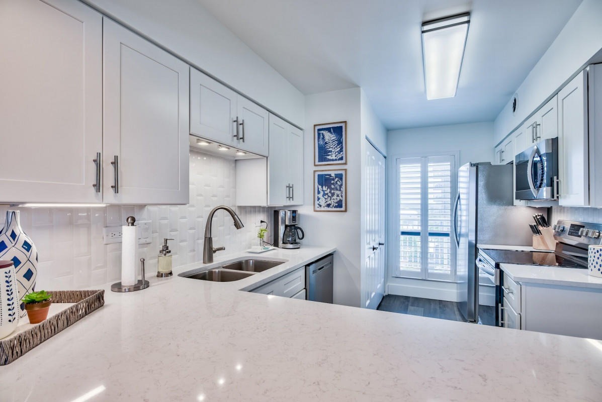 MAINSAIL CONDO PH 4 - Residential