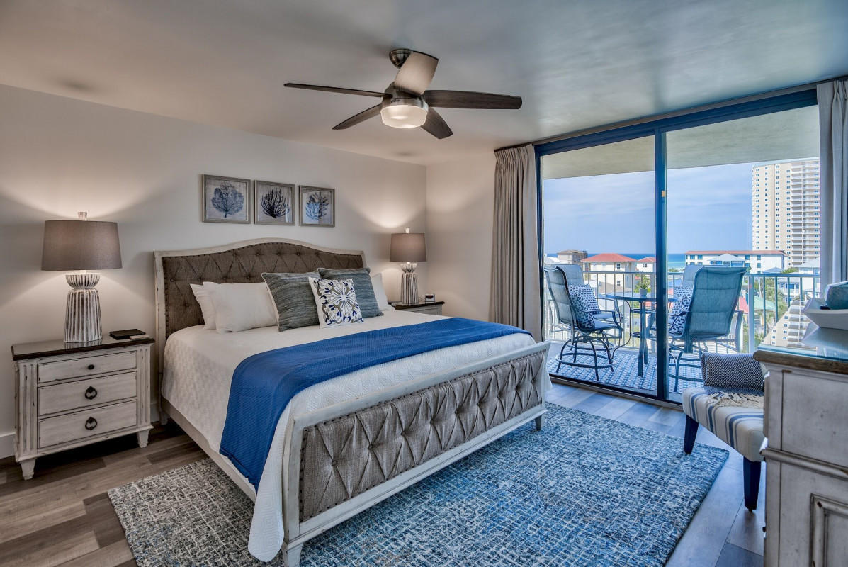 MAINSAIL CONDO PH 4 - Residential