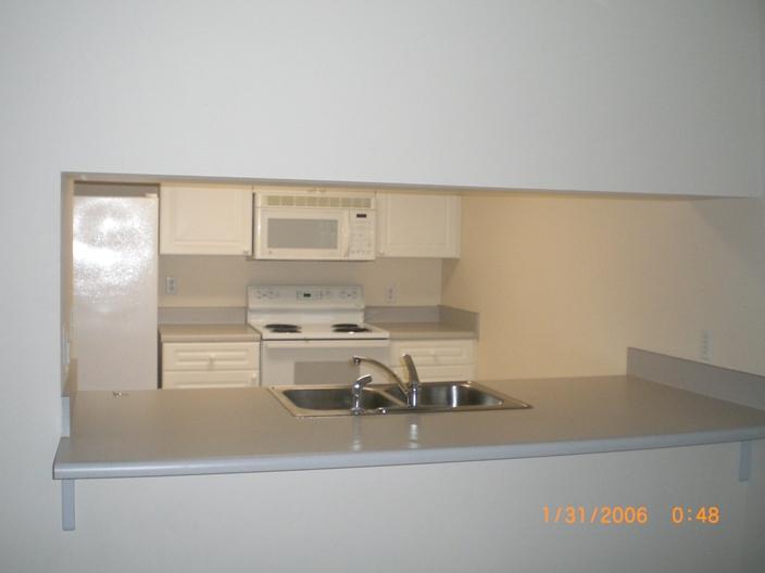 CAMBRIDGE VILLAGE T/H - Residential Lease