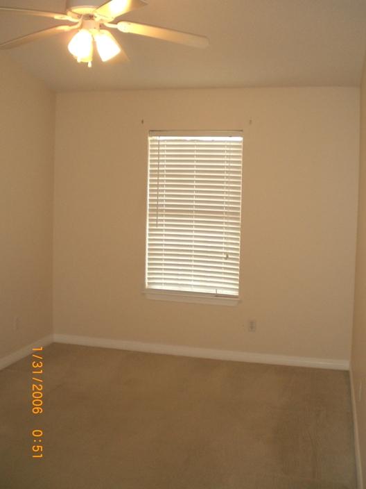 CAMBRIDGE VILLAGE T/H - Residential Lease