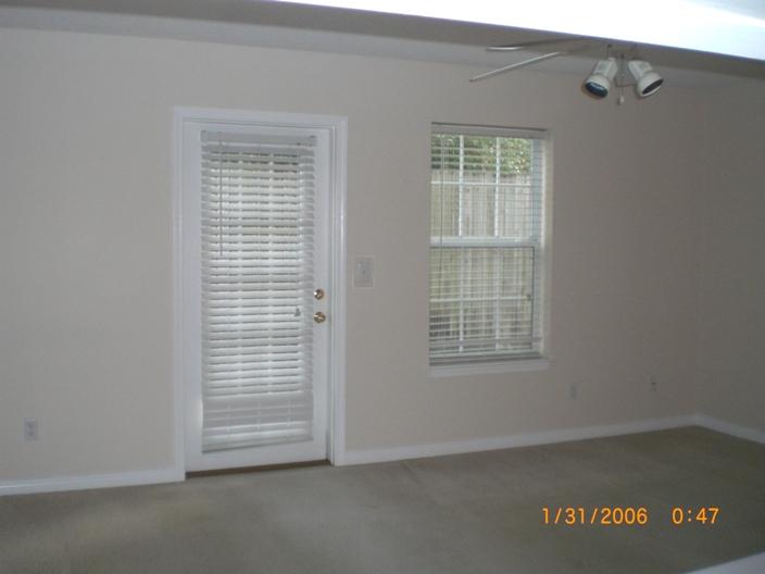 CAMBRIDGE VILLAGE T/H - Residential Lease