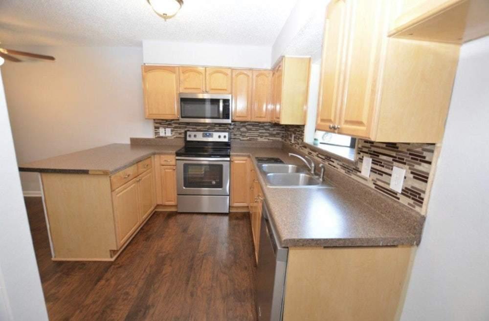 OXFORD PLACE UNIT 2 - Residential