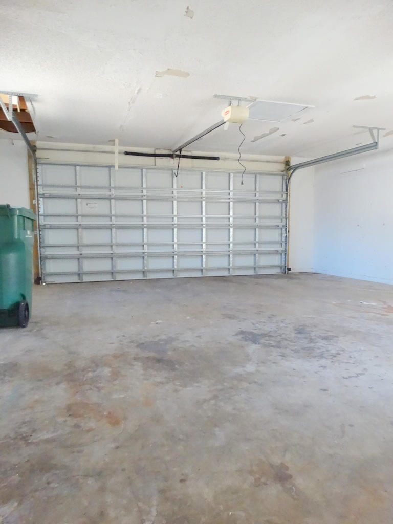 BLUEWATER BAY VILLAGE - Residential