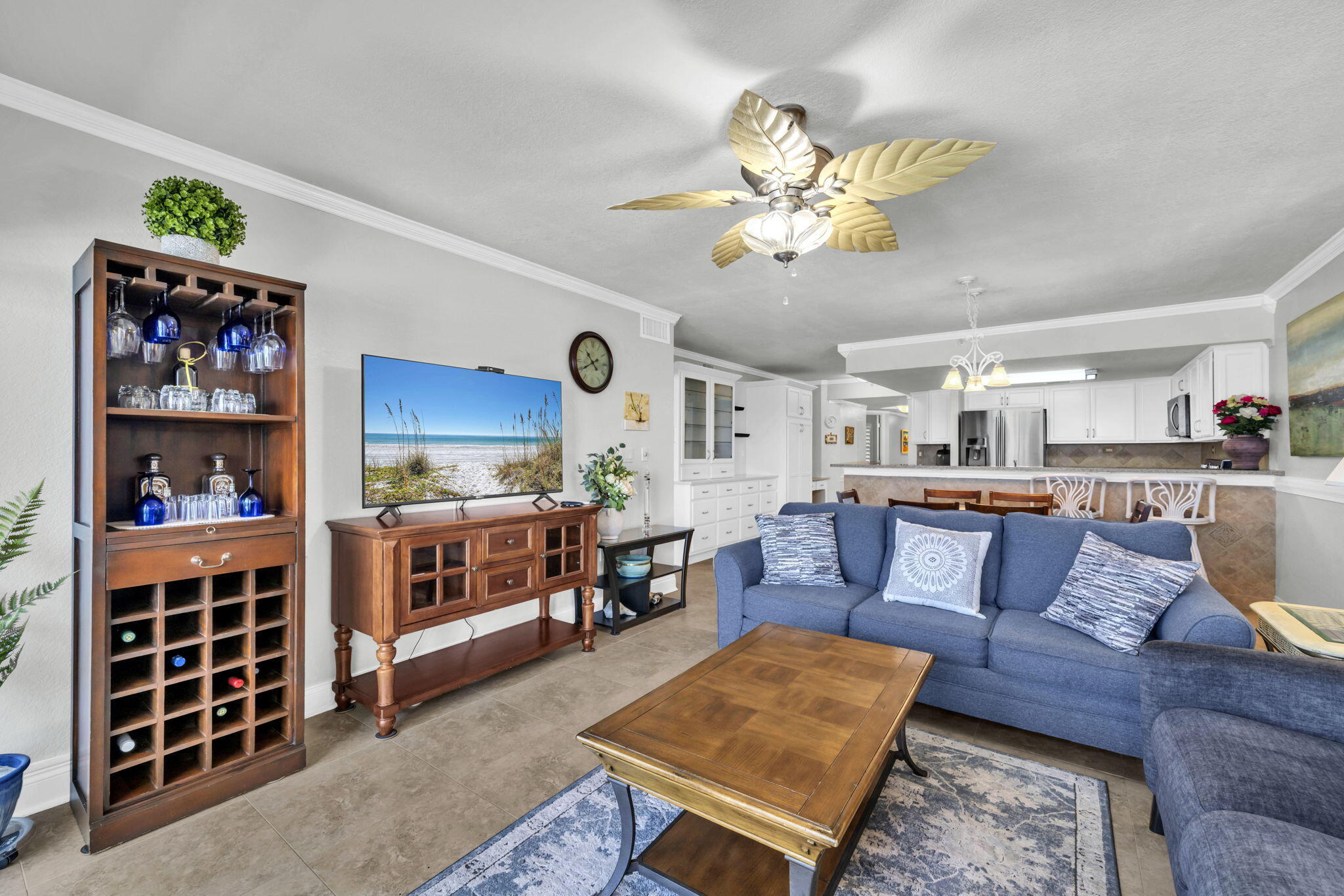 ISLANDER BEACH RESORT PH II UNIT 7011 - Residential