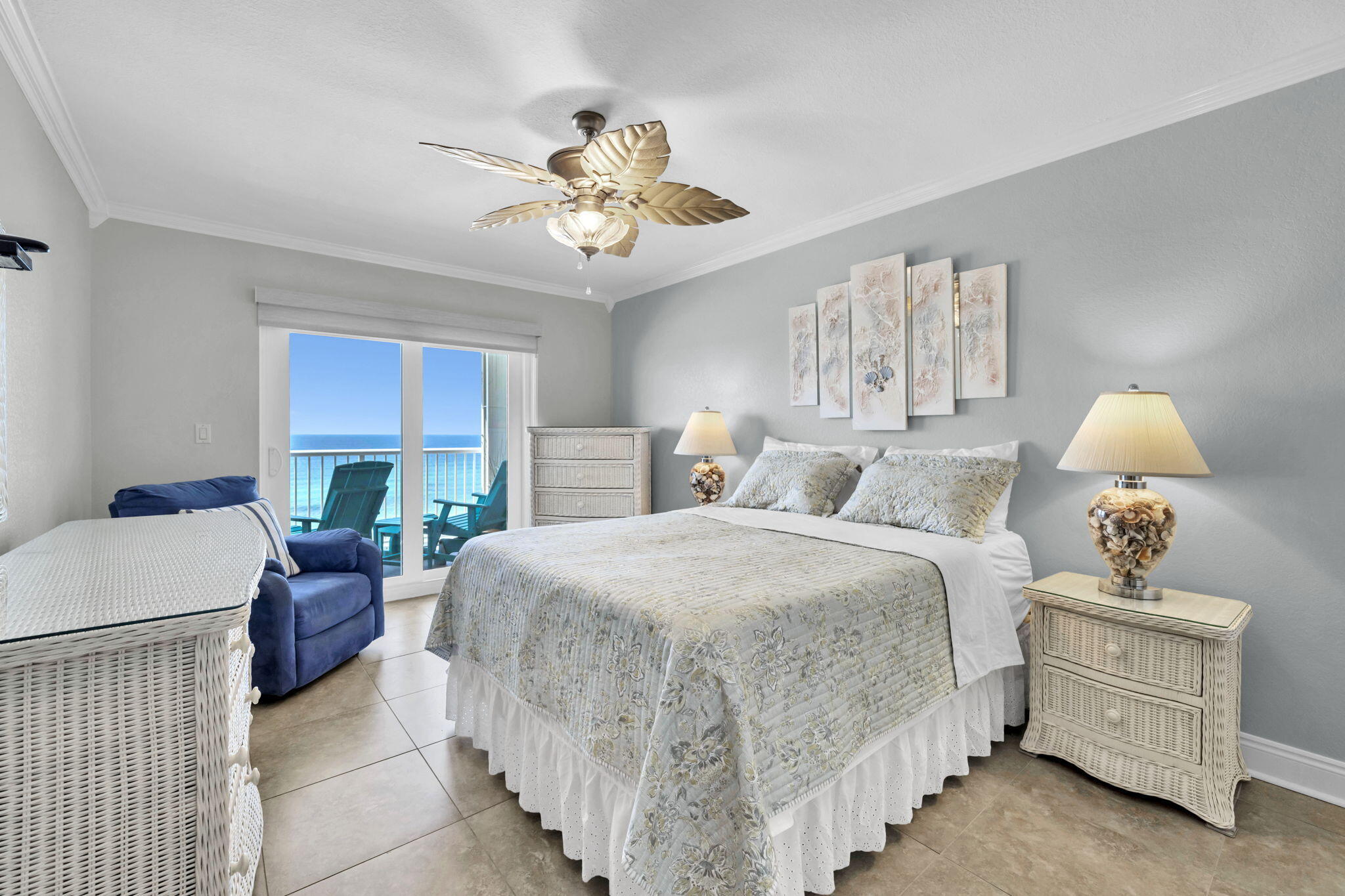 ISLANDER BEACH RESORT PH II UNIT 7011 - Residential