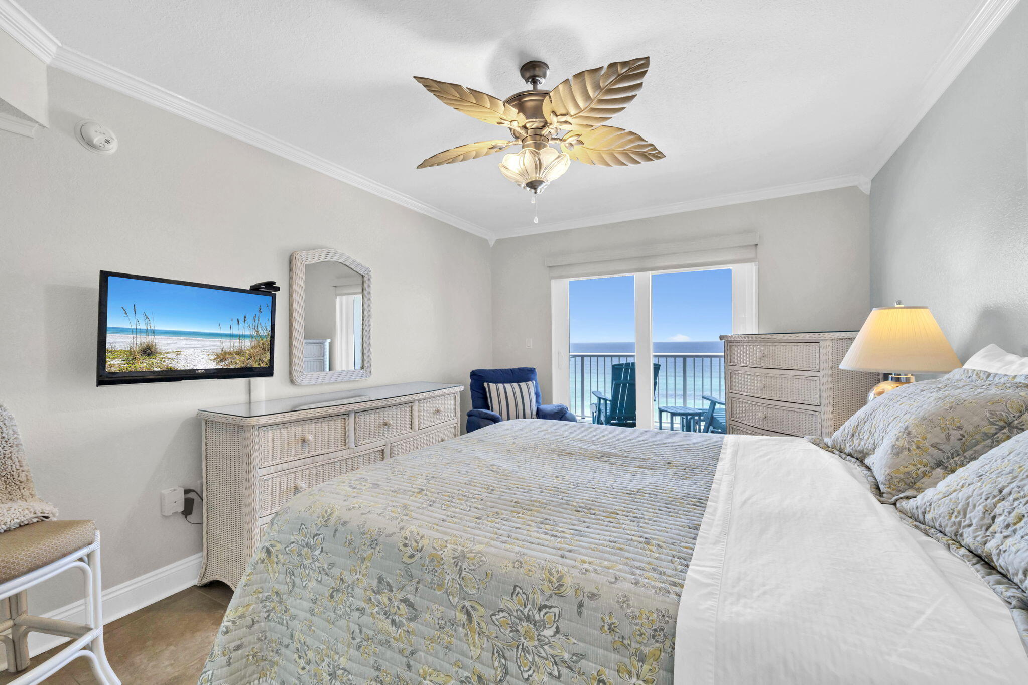 ISLANDER BEACH RESORT PH II UNIT 7011 - Residential