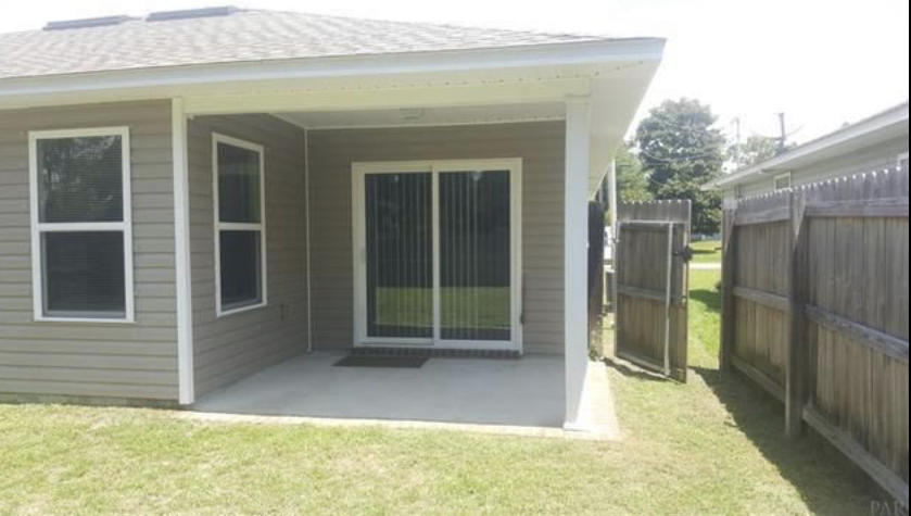 NAVARRE S/D 2ND ADDN - Residential