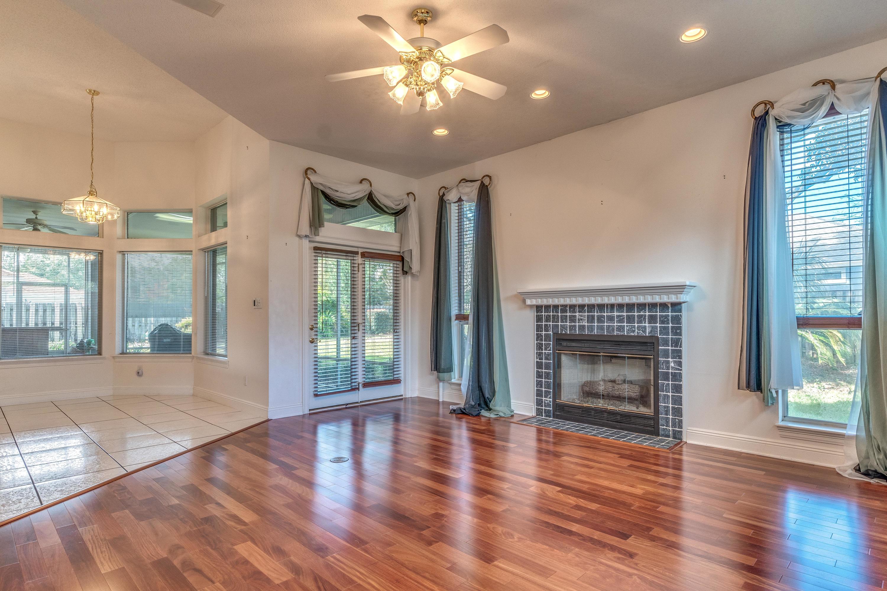 LAKE POINTE - Residential