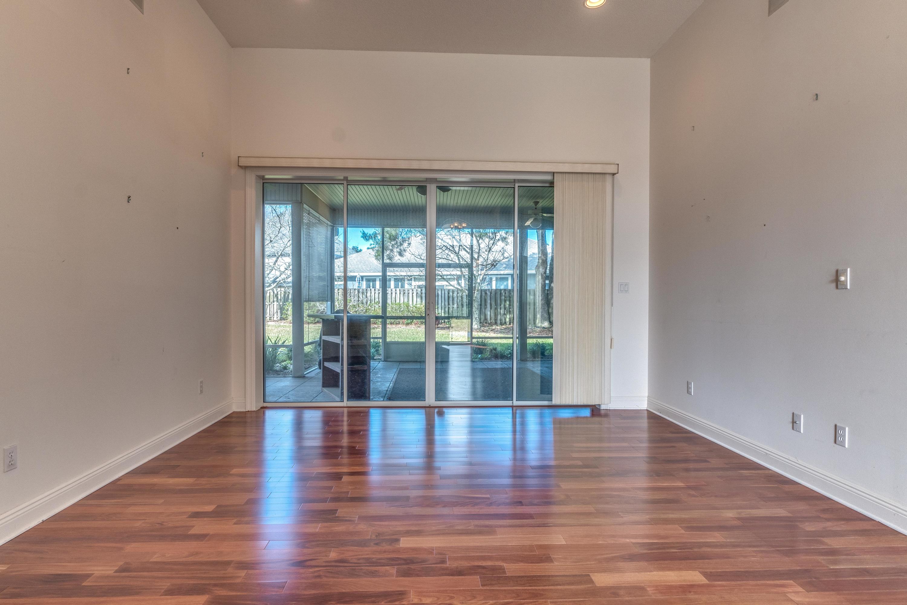 LAKE POINTE - Residential