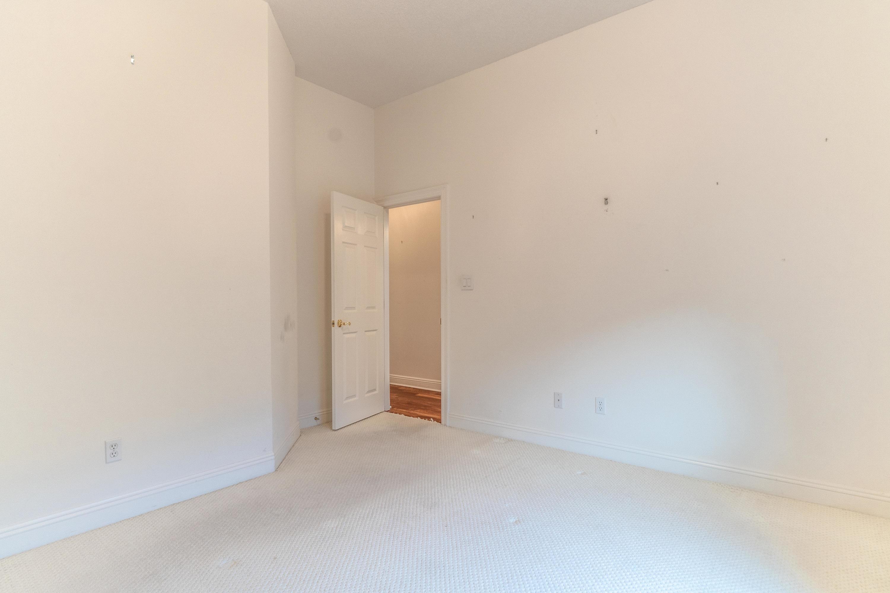 LAKE POINTE - Residential