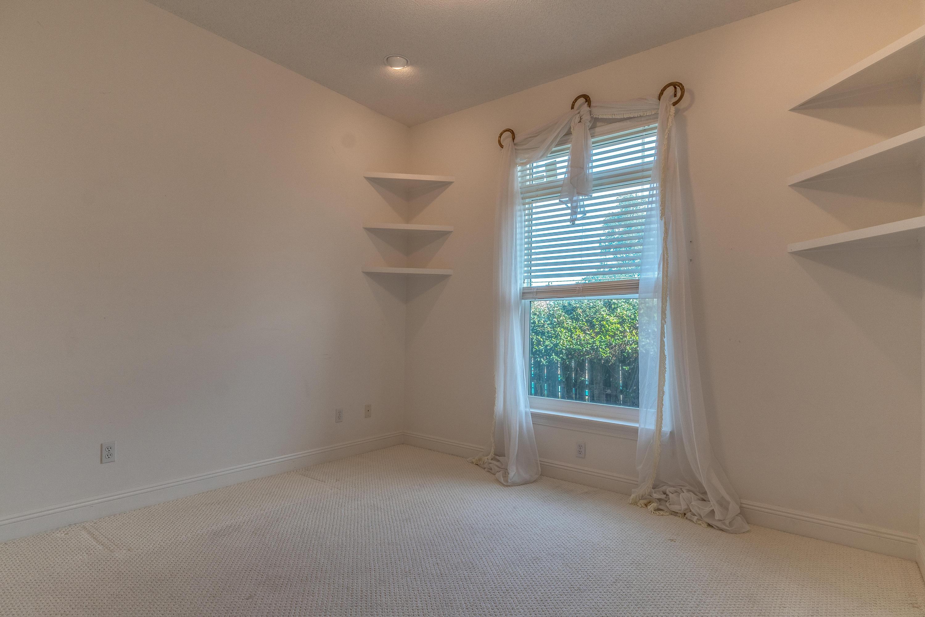 LAKE POINTE - Residential