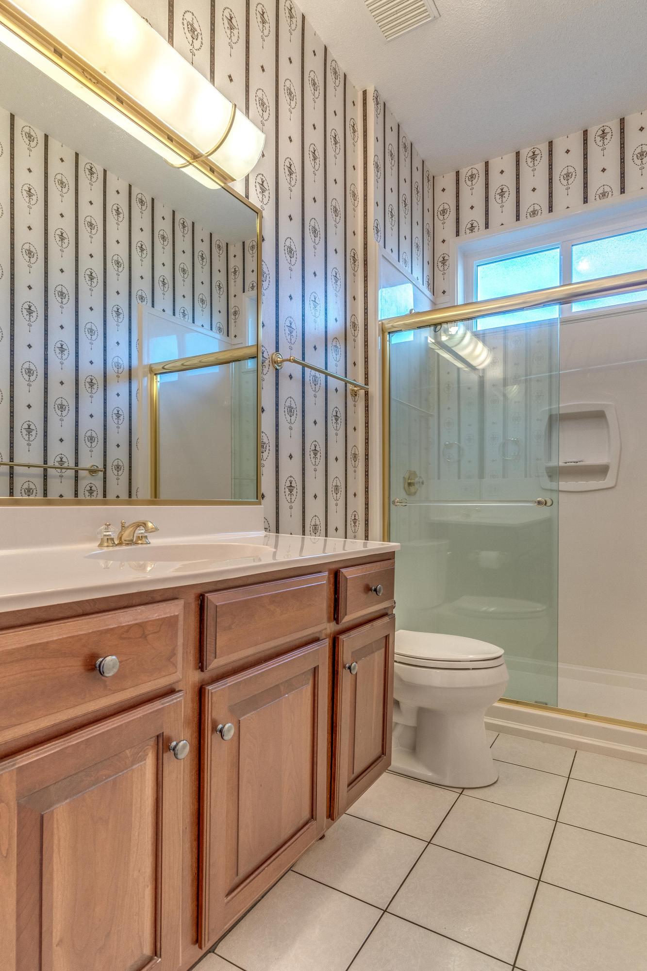 LAKE POINTE - Residential