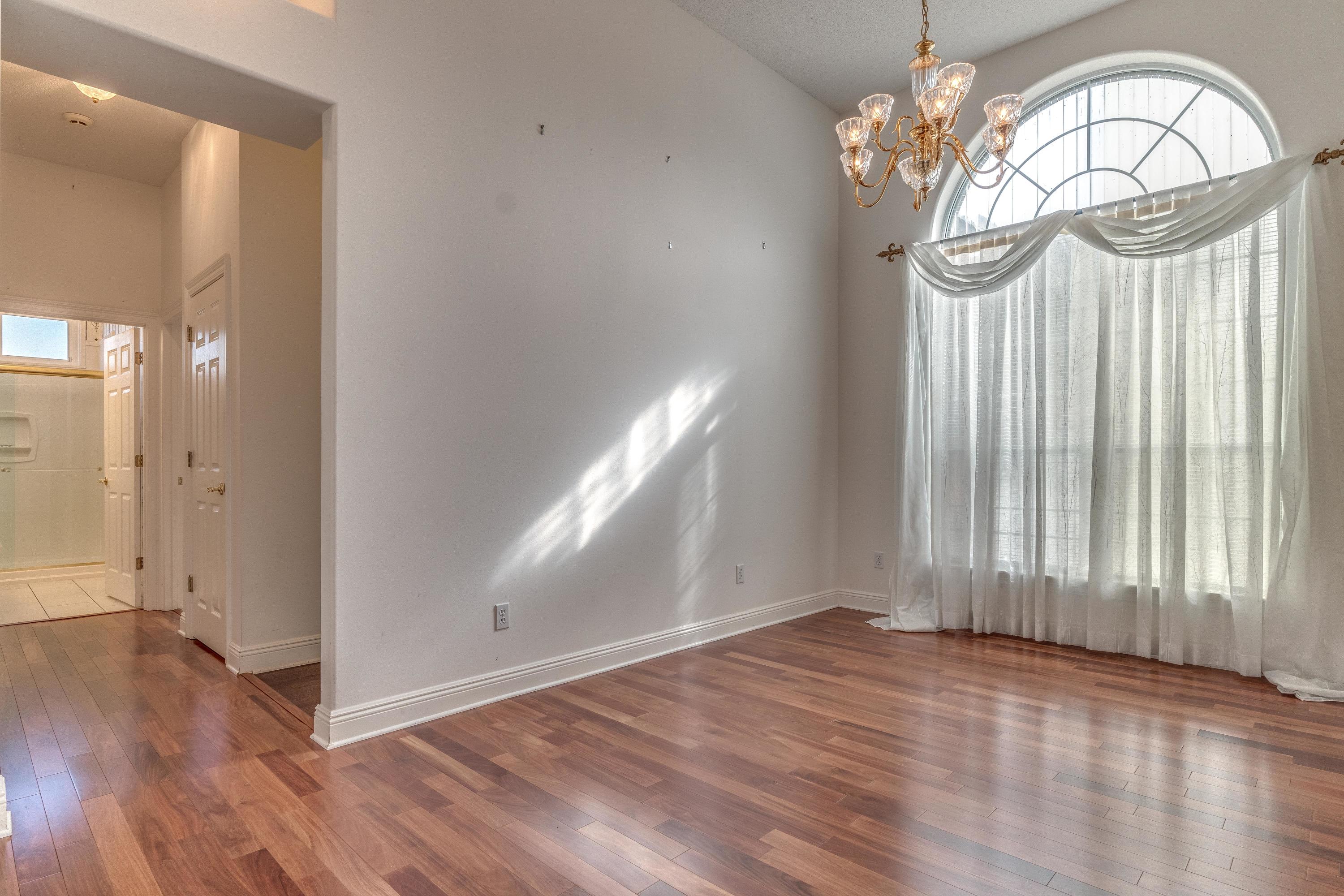 LAKE POINTE - Residential