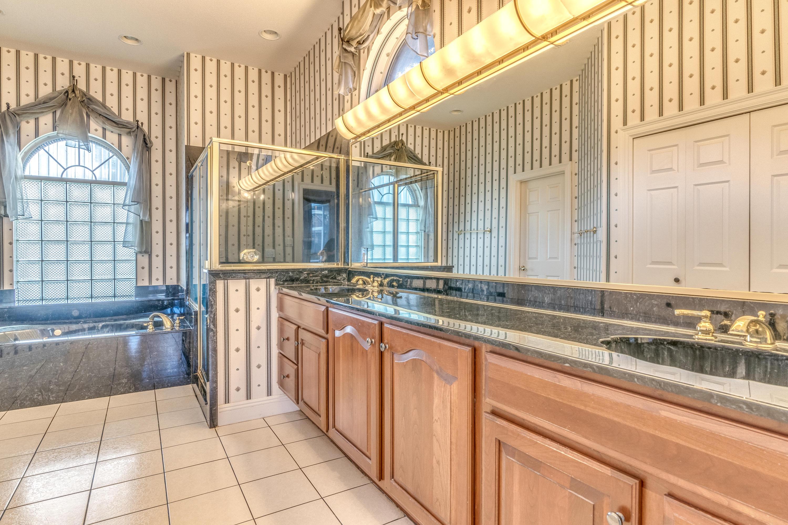 LAKE POINTE - Residential