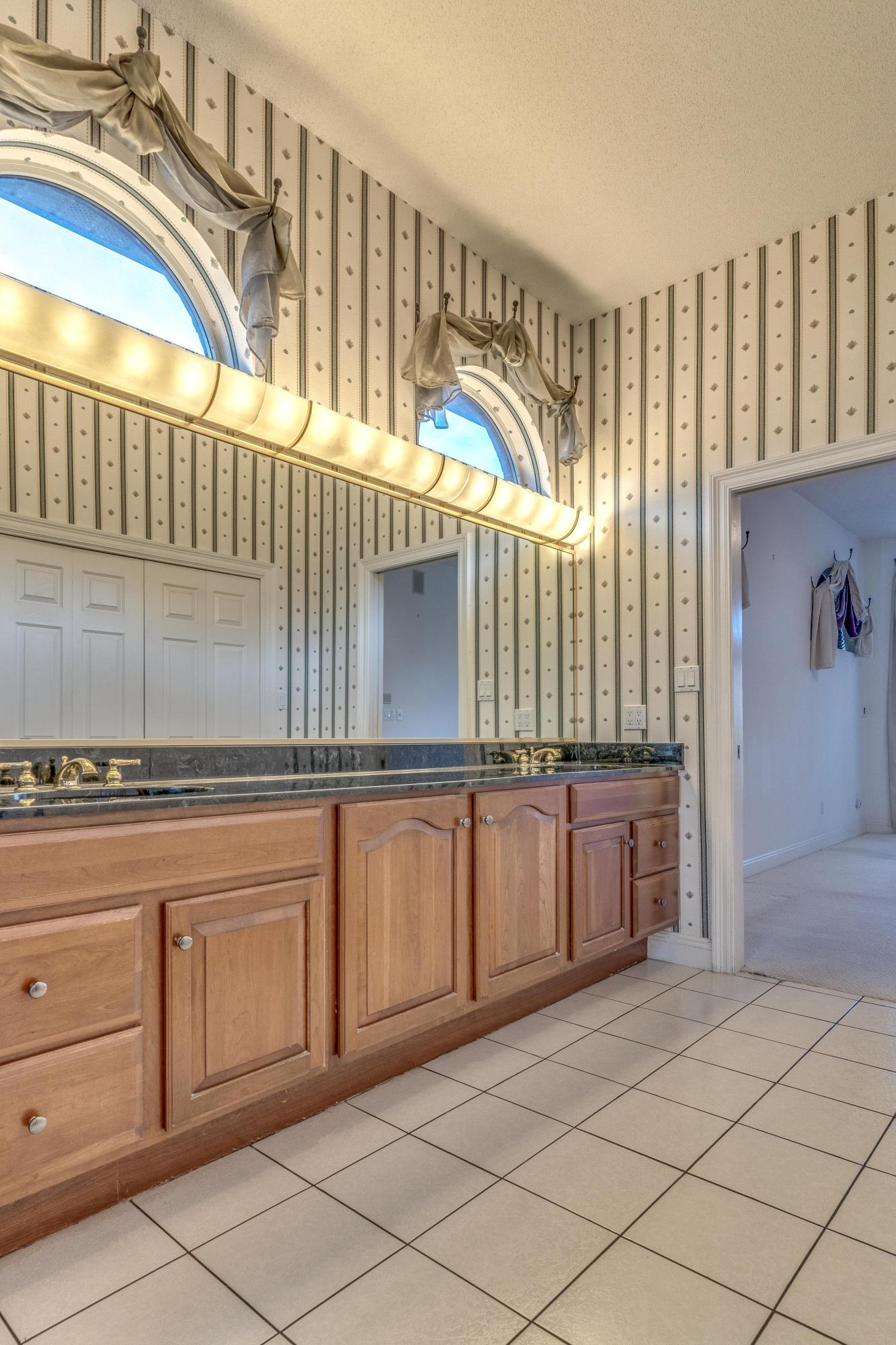 LAKE POINTE - Residential