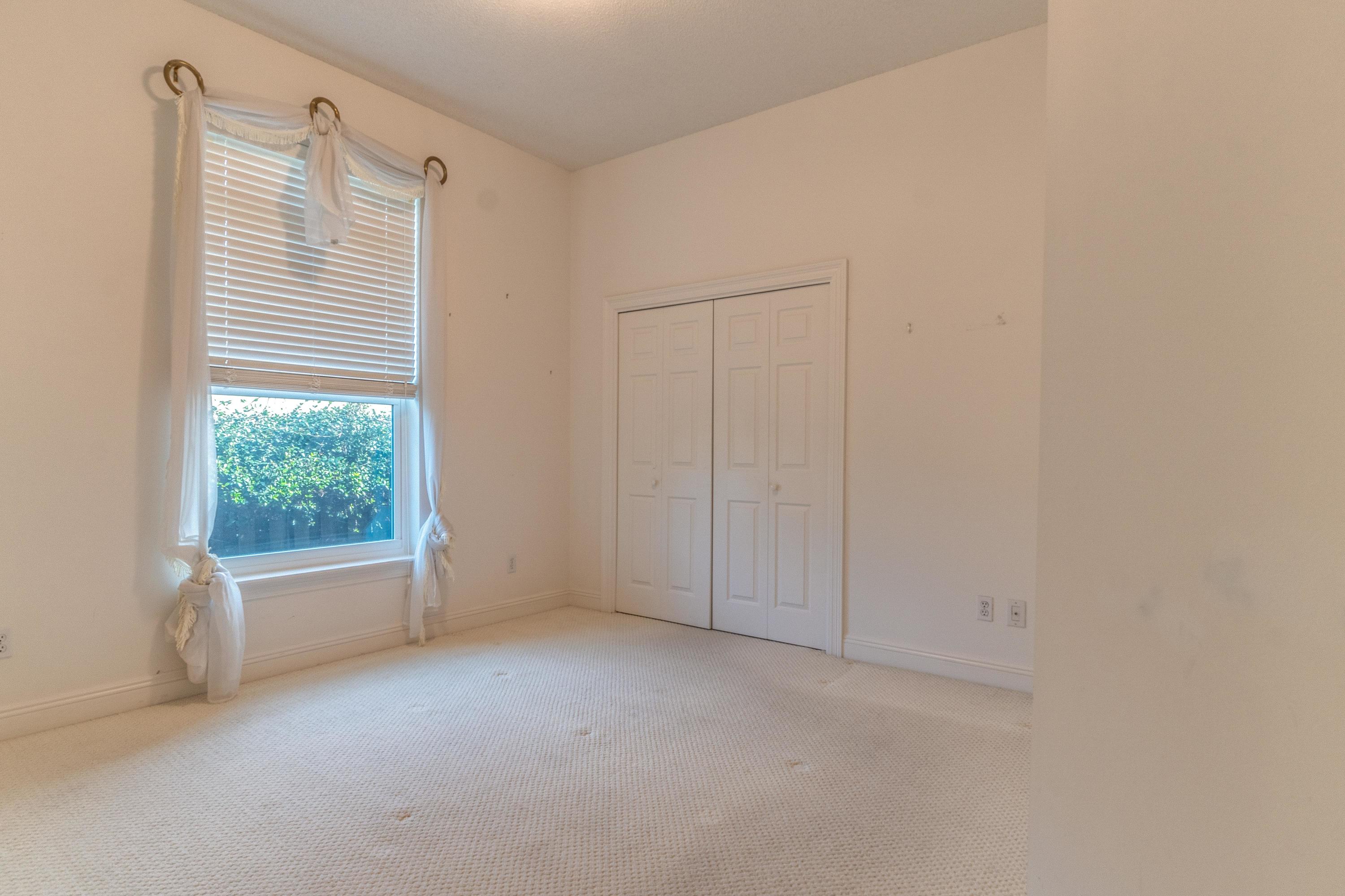 LAKE POINTE - Residential