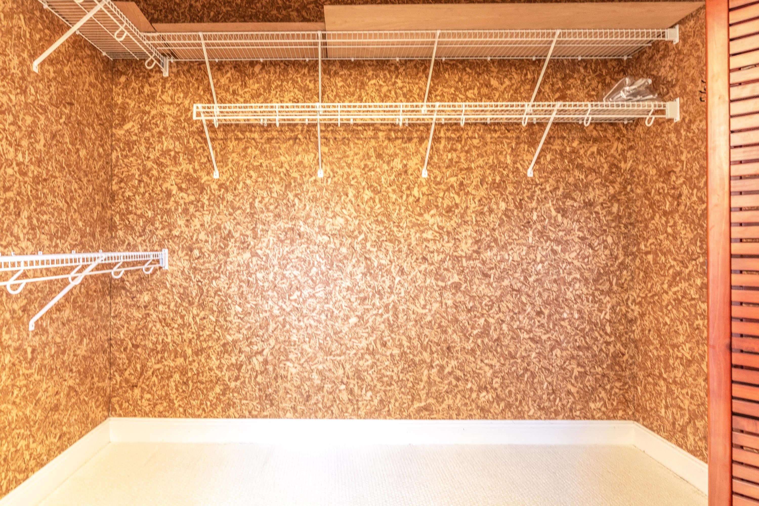 LAKE POINTE - Residential