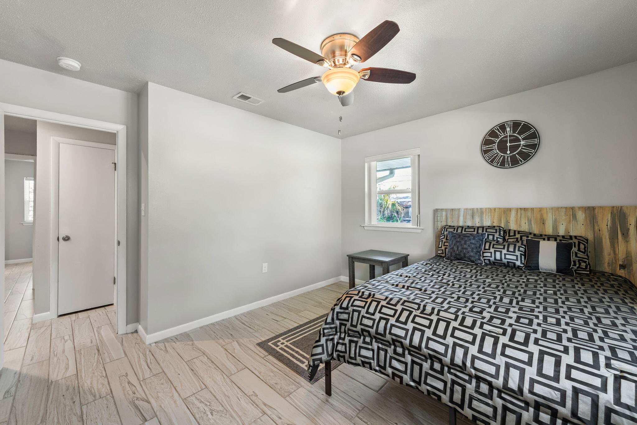 COUNTRY CLUB ESTATES 1ST ADDN - Residential