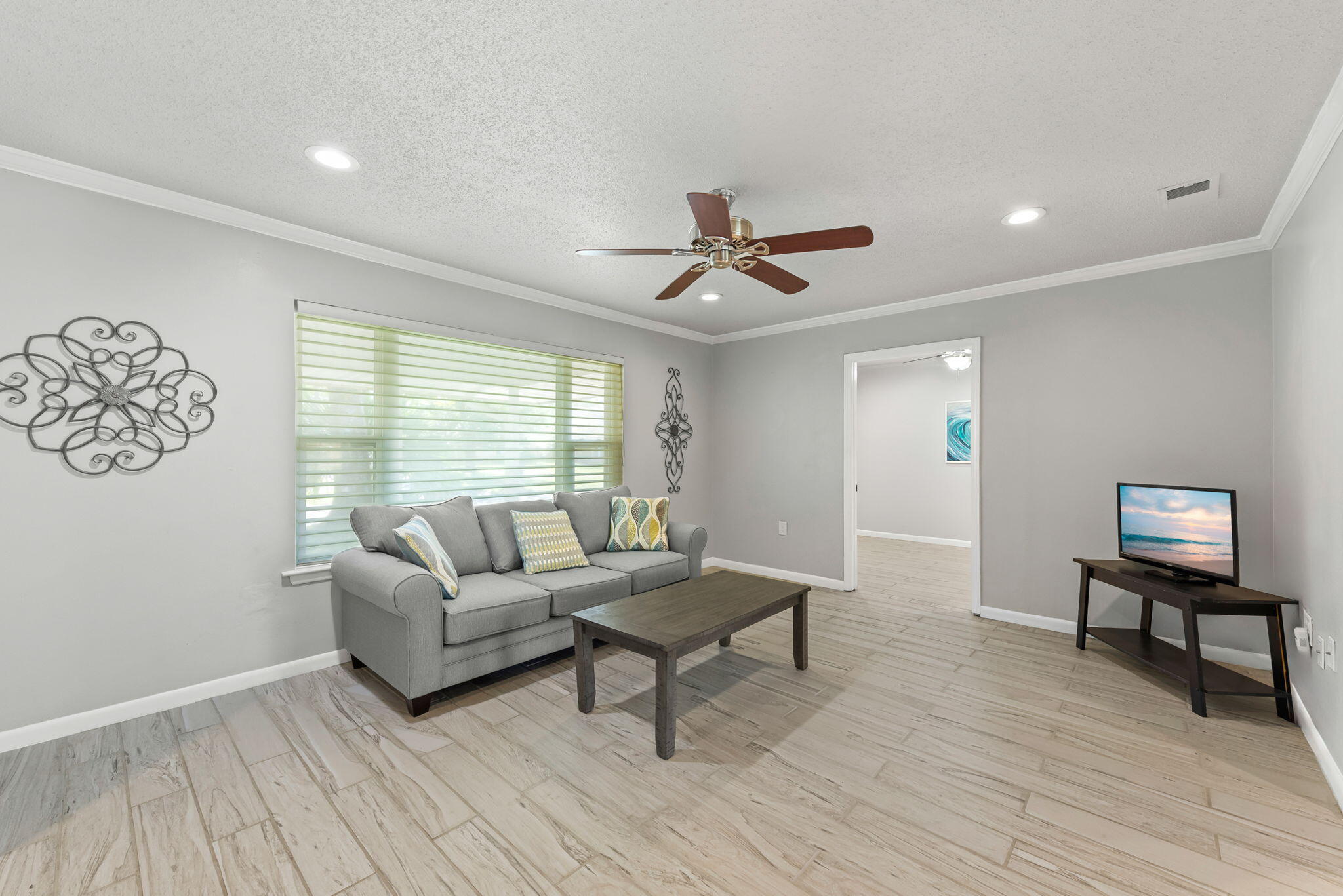 COUNTRY CLUB ESTATES 1ST ADDN - Residential