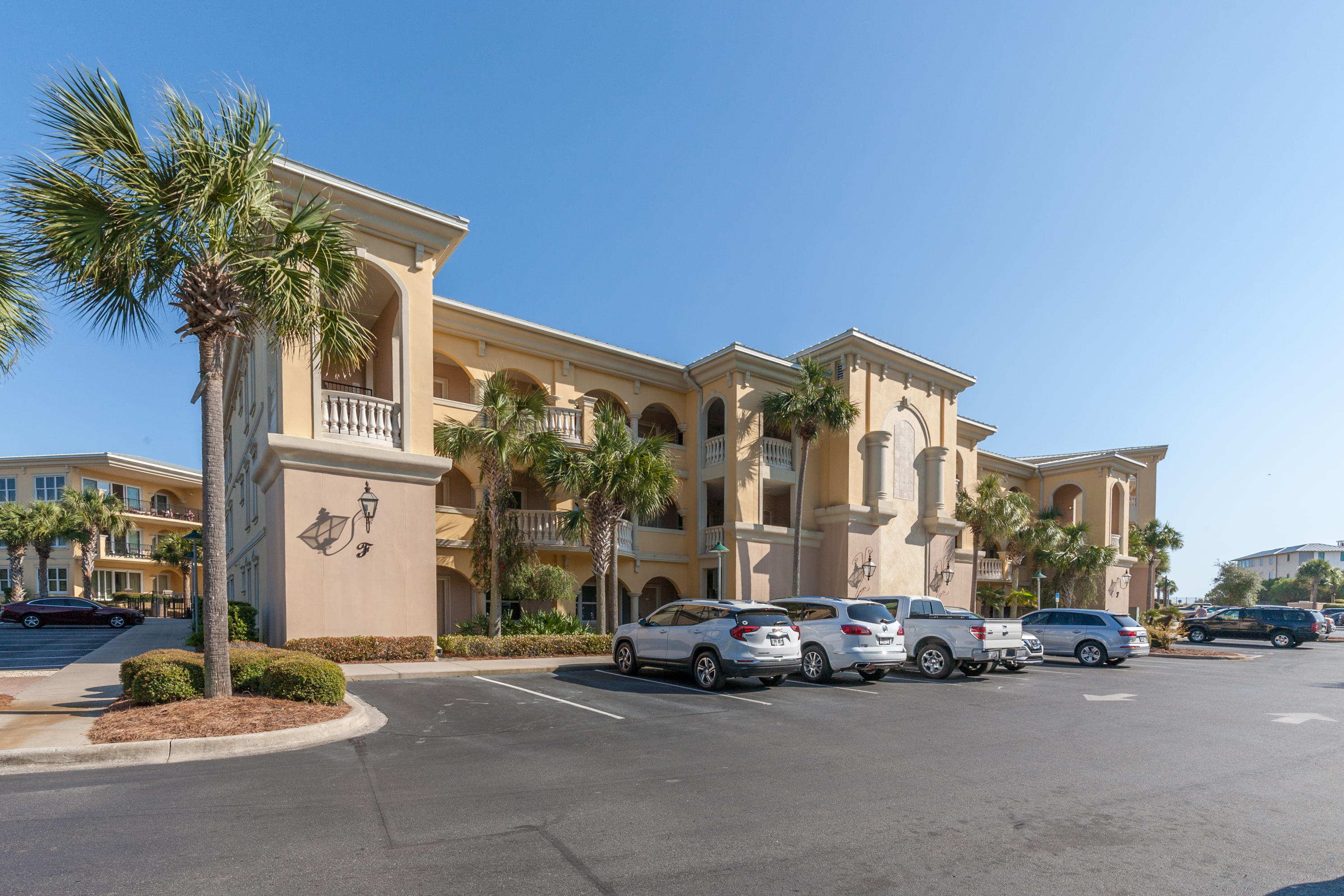 ADAGIO - Residential