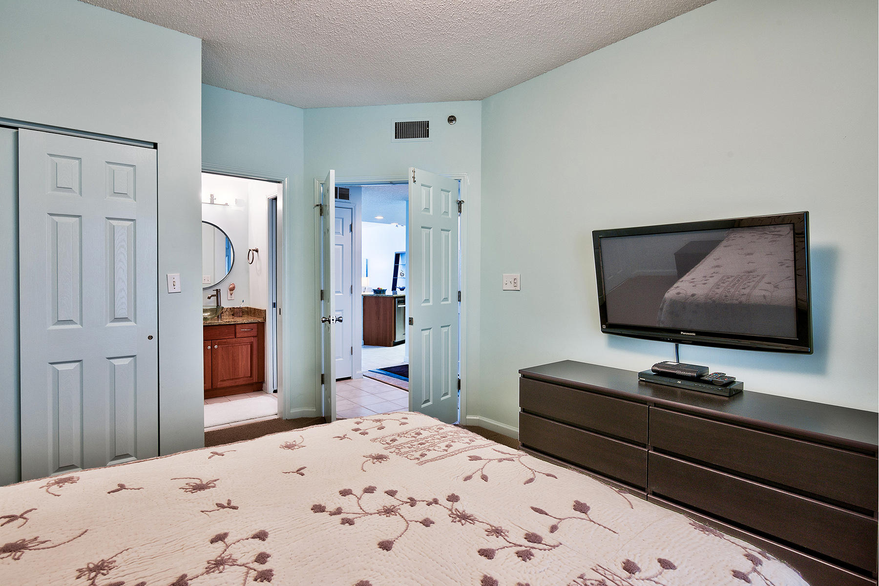 STERLING SANDS CONDO - Residential