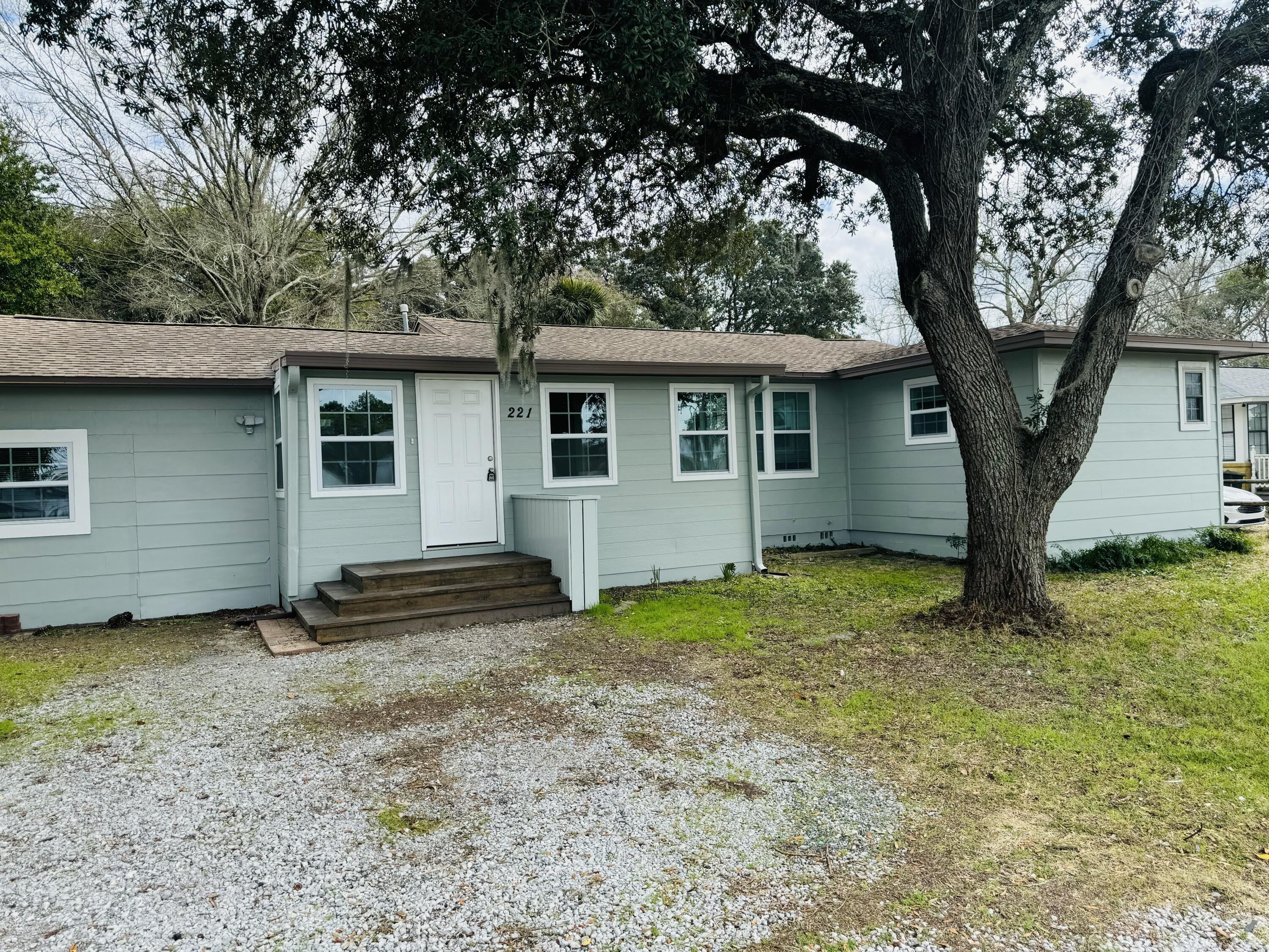 GARNIERS BEACH - Residential