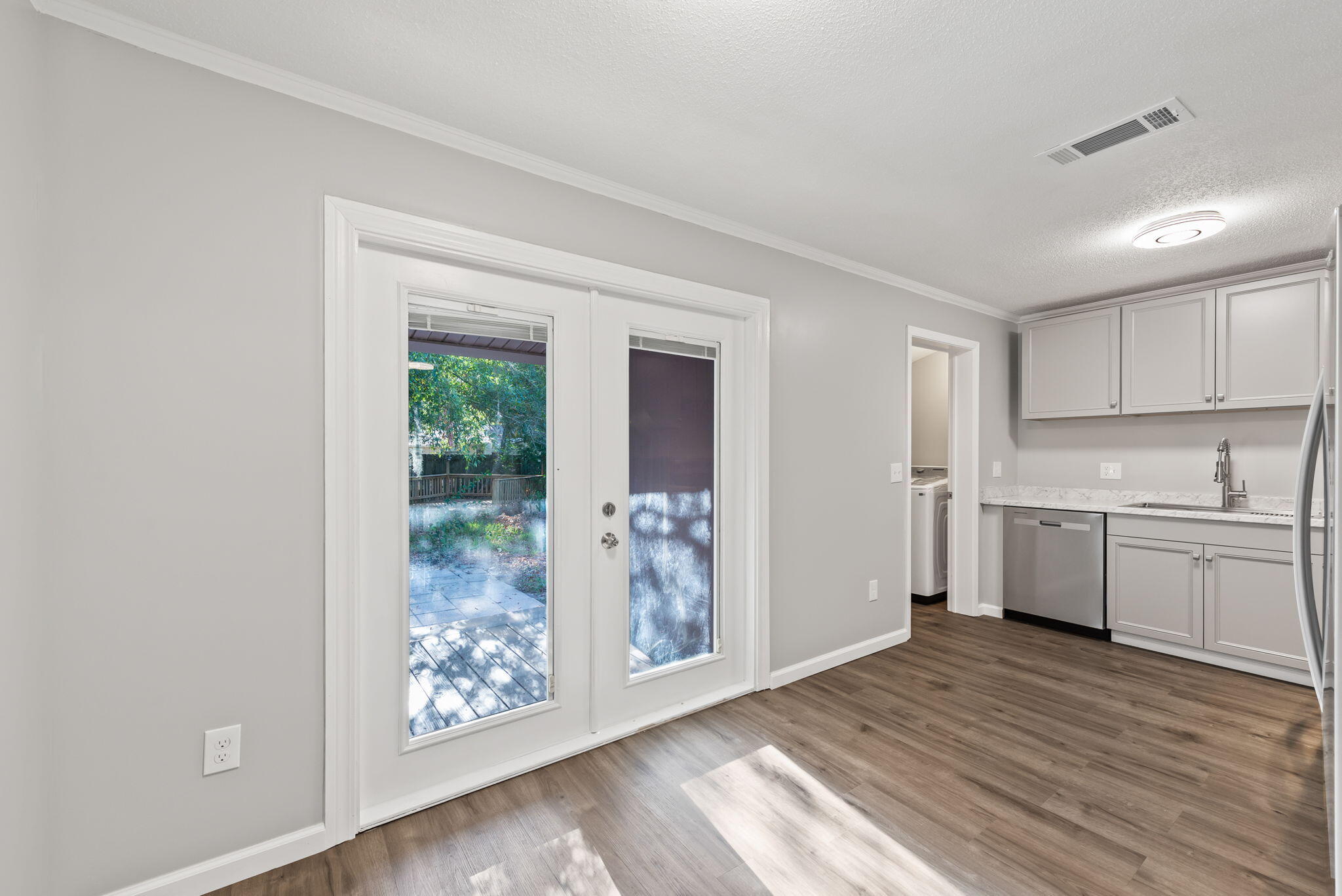 GARNIERS BEACH - Residential