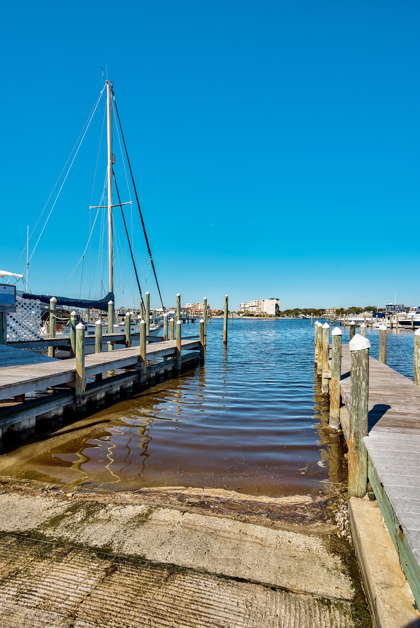 SANDPIPER COVE - Residential