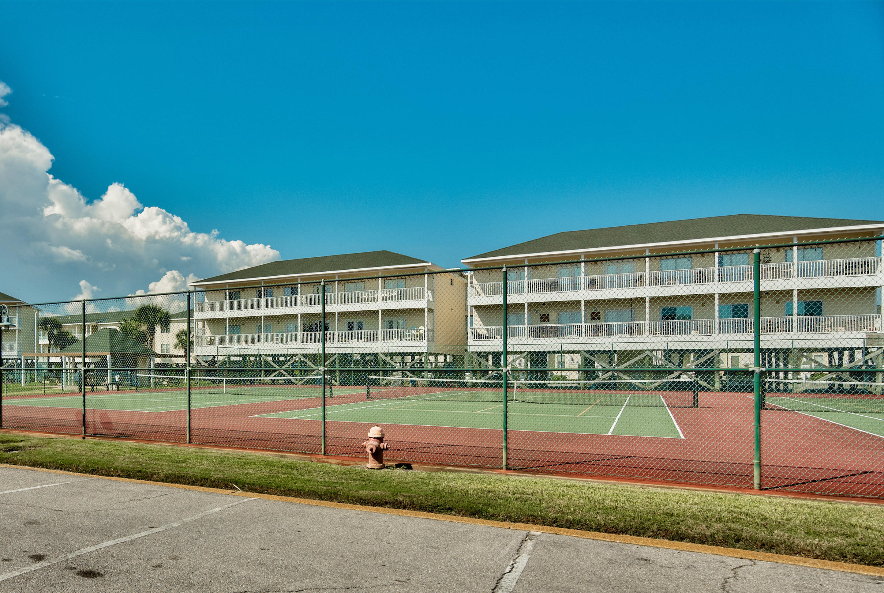 SANDPIPER COVE - Residential