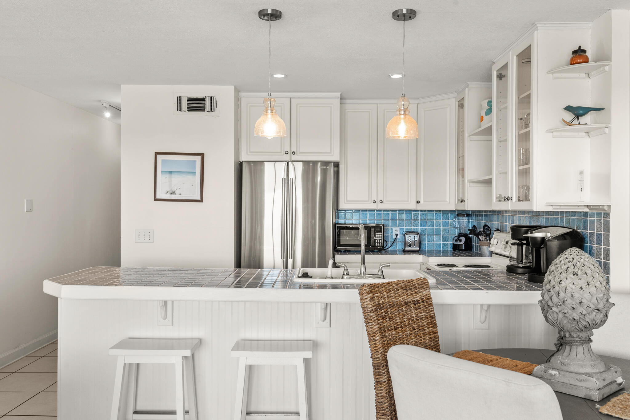 MISTRAL CONDO - Residential