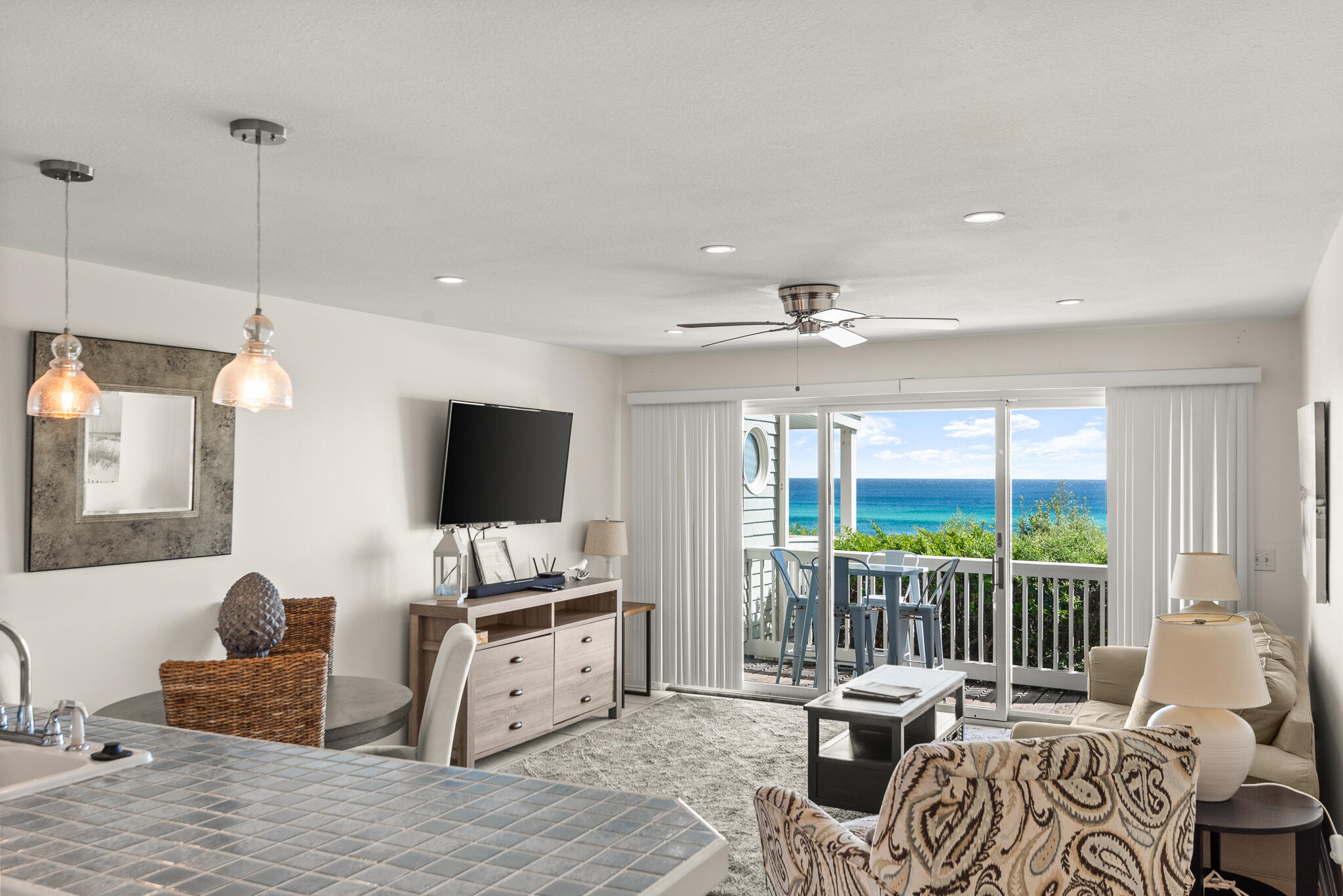 MISTRAL CONDO - Residential