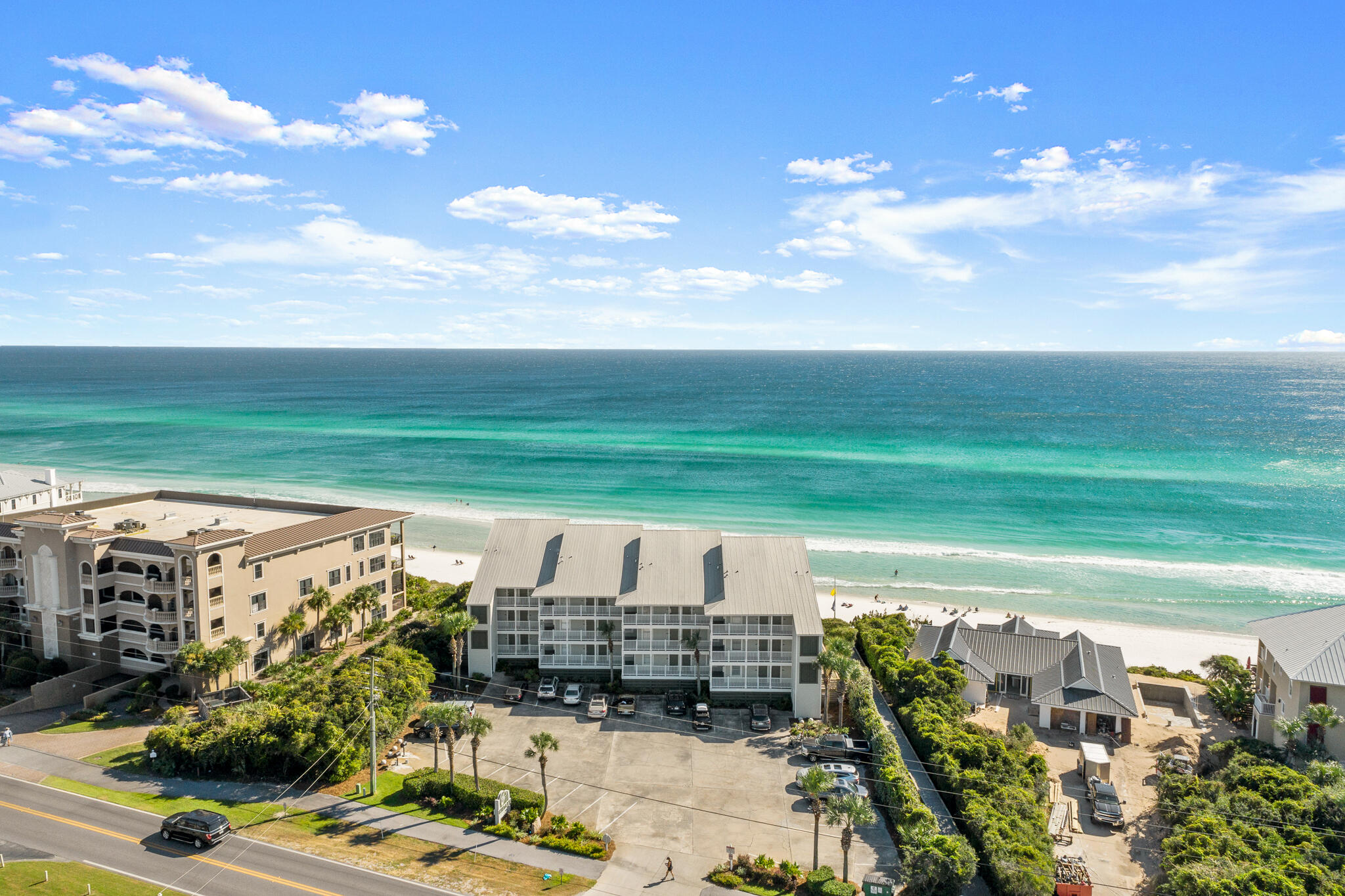 MISTRAL CONDO - Residential