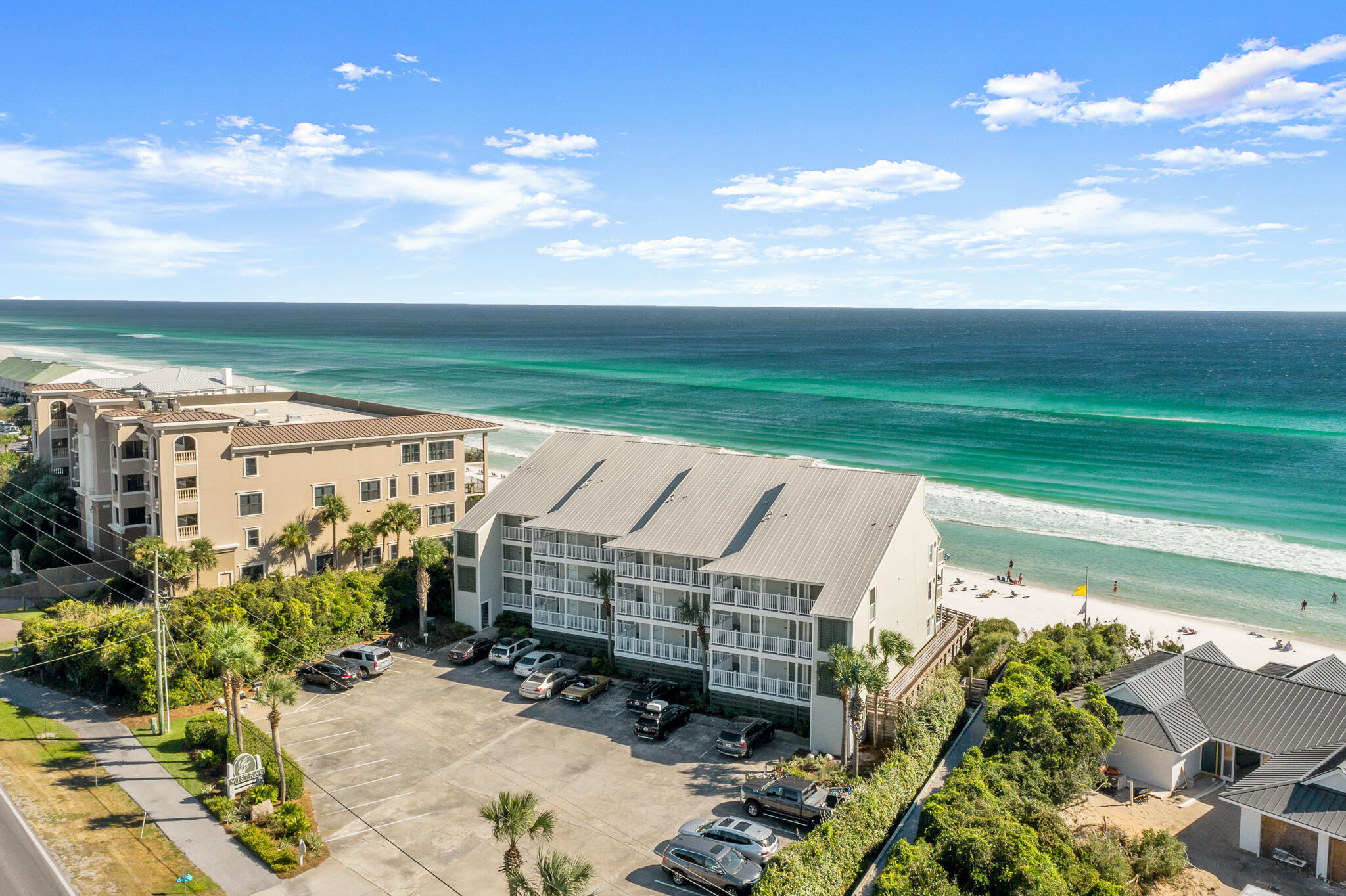 MISTRAL CONDO - Residential