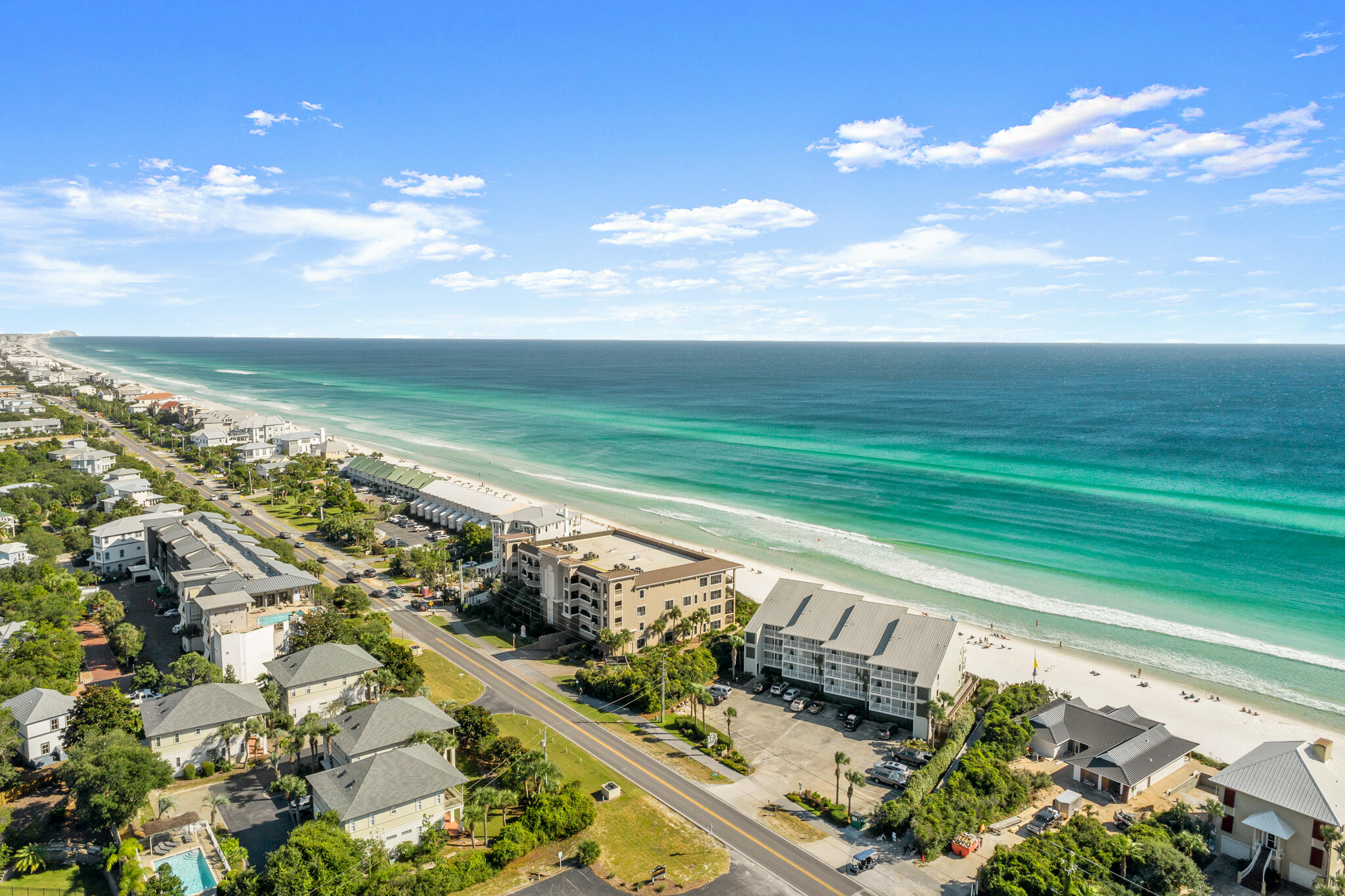 MISTRAL CONDO - Residential