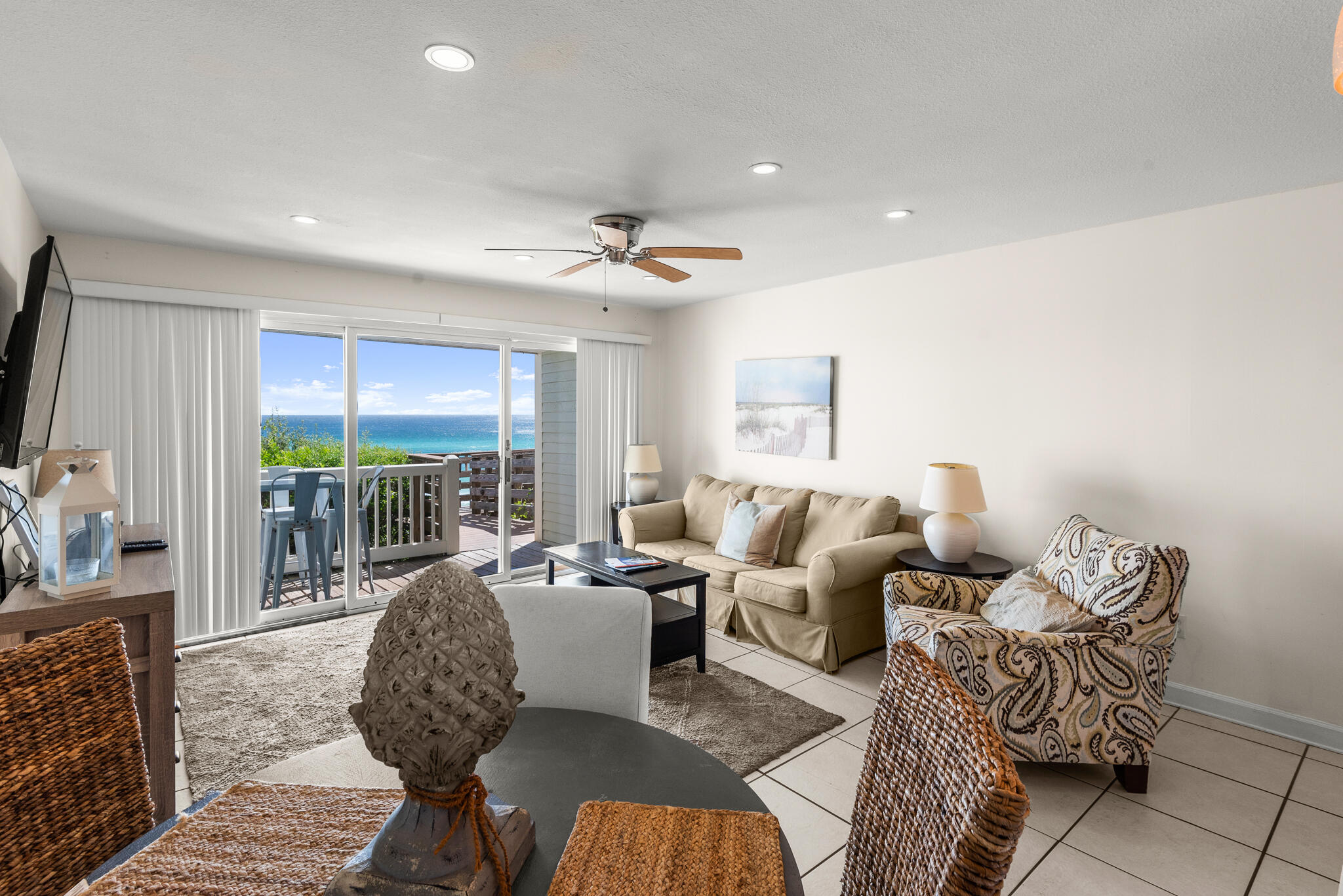 MISTRAL CONDO - Residential