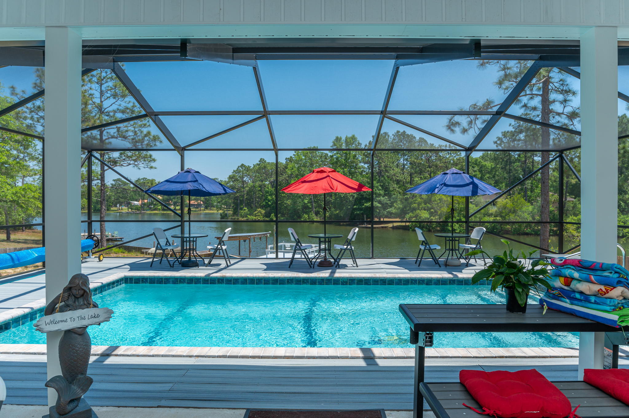 MIRROR LAKE - Residential